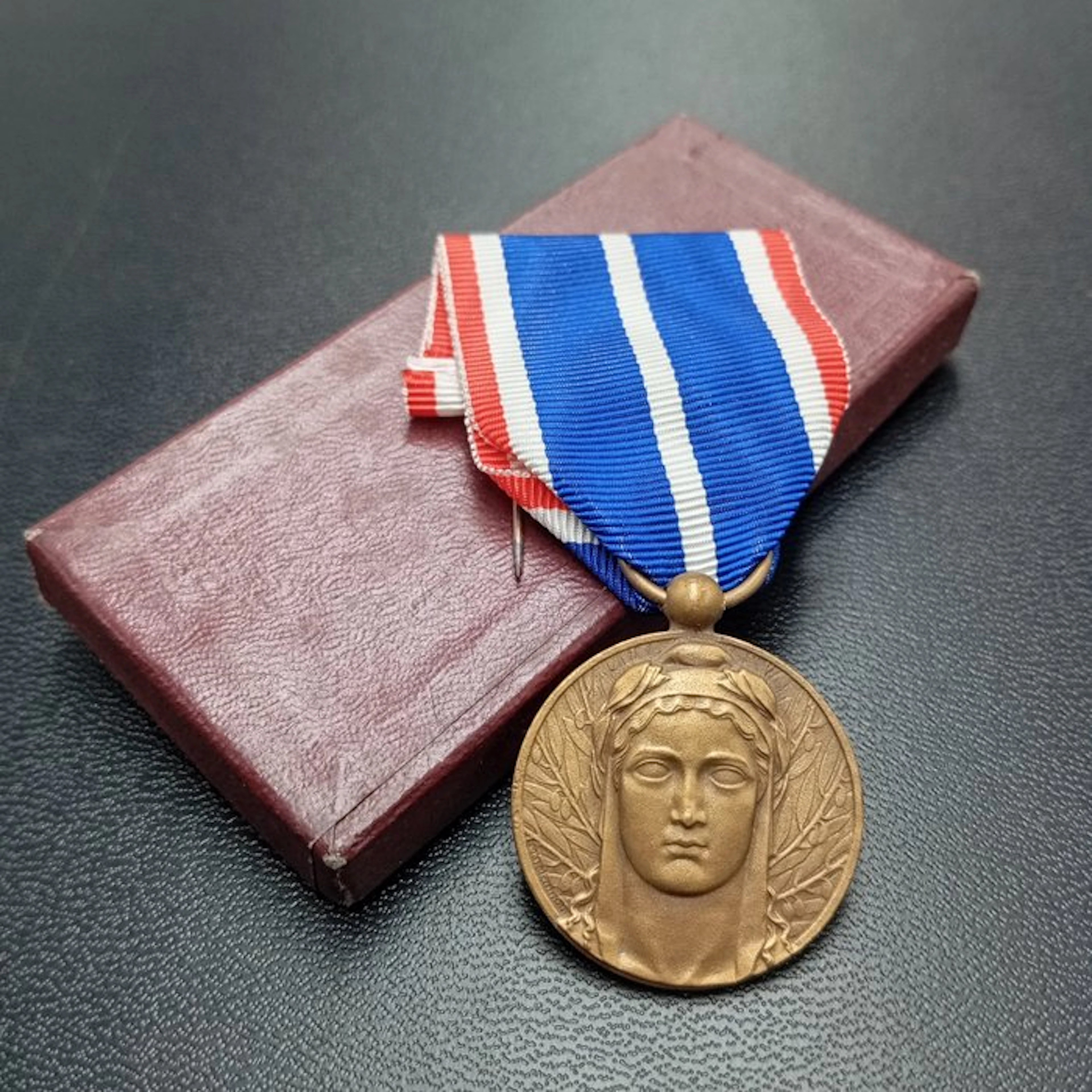 France - Medal - Médaille militaire française Rhénanie et de la Ruhr - 1930