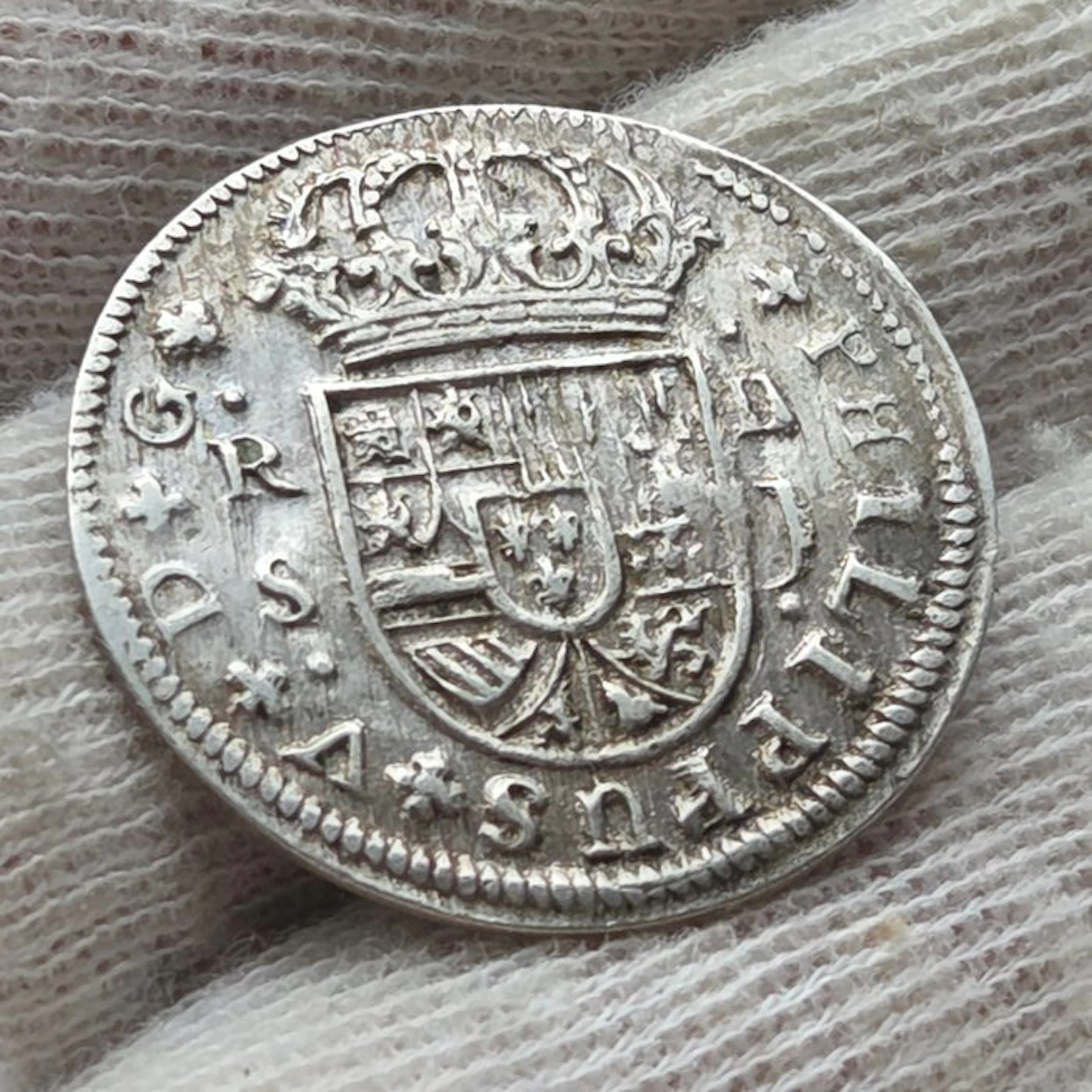 Spain. Felipe V. 2 Reales 1725 Sevilla J (No reserve price)