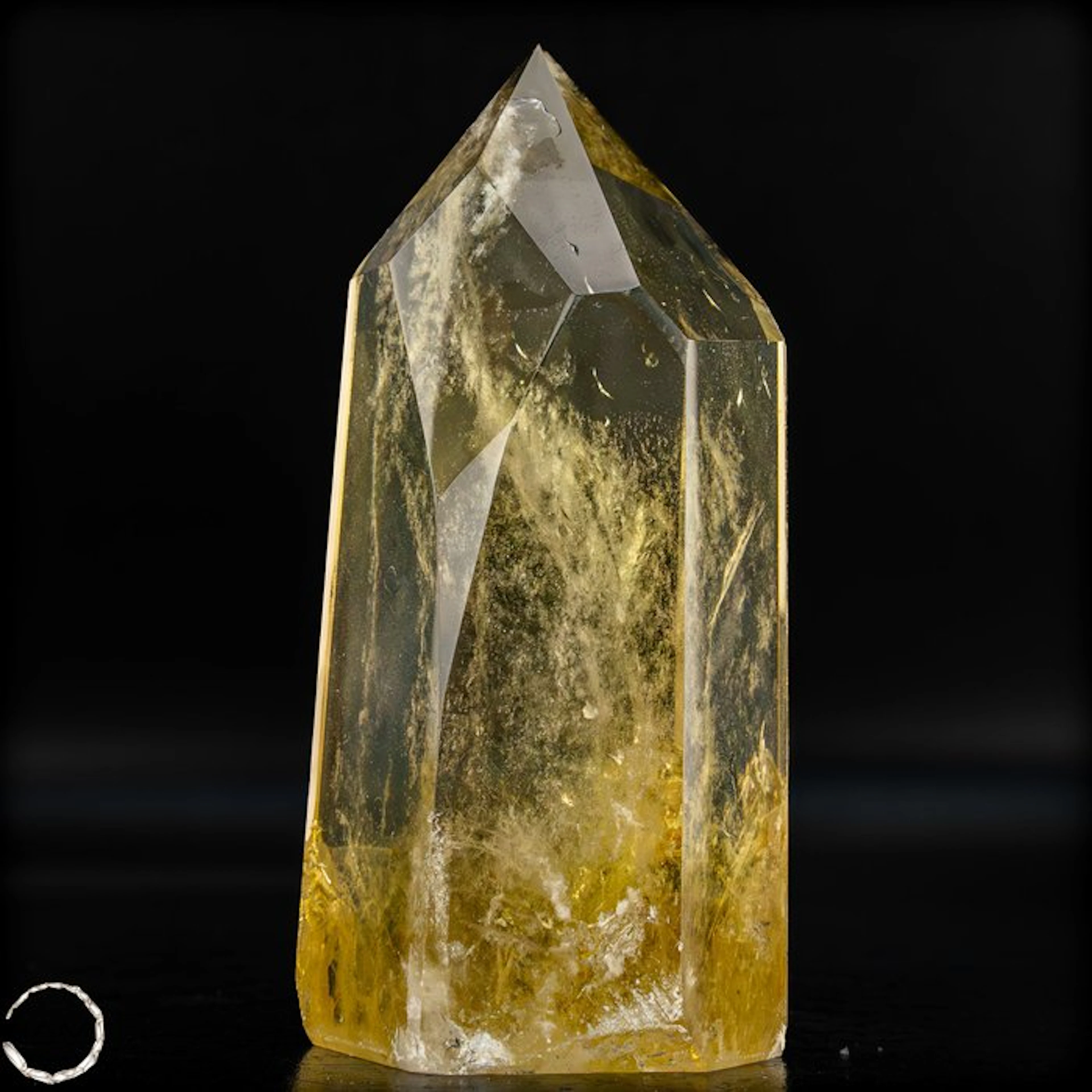 Gorgeous citrine obelisk – golden clarity with shimmering...