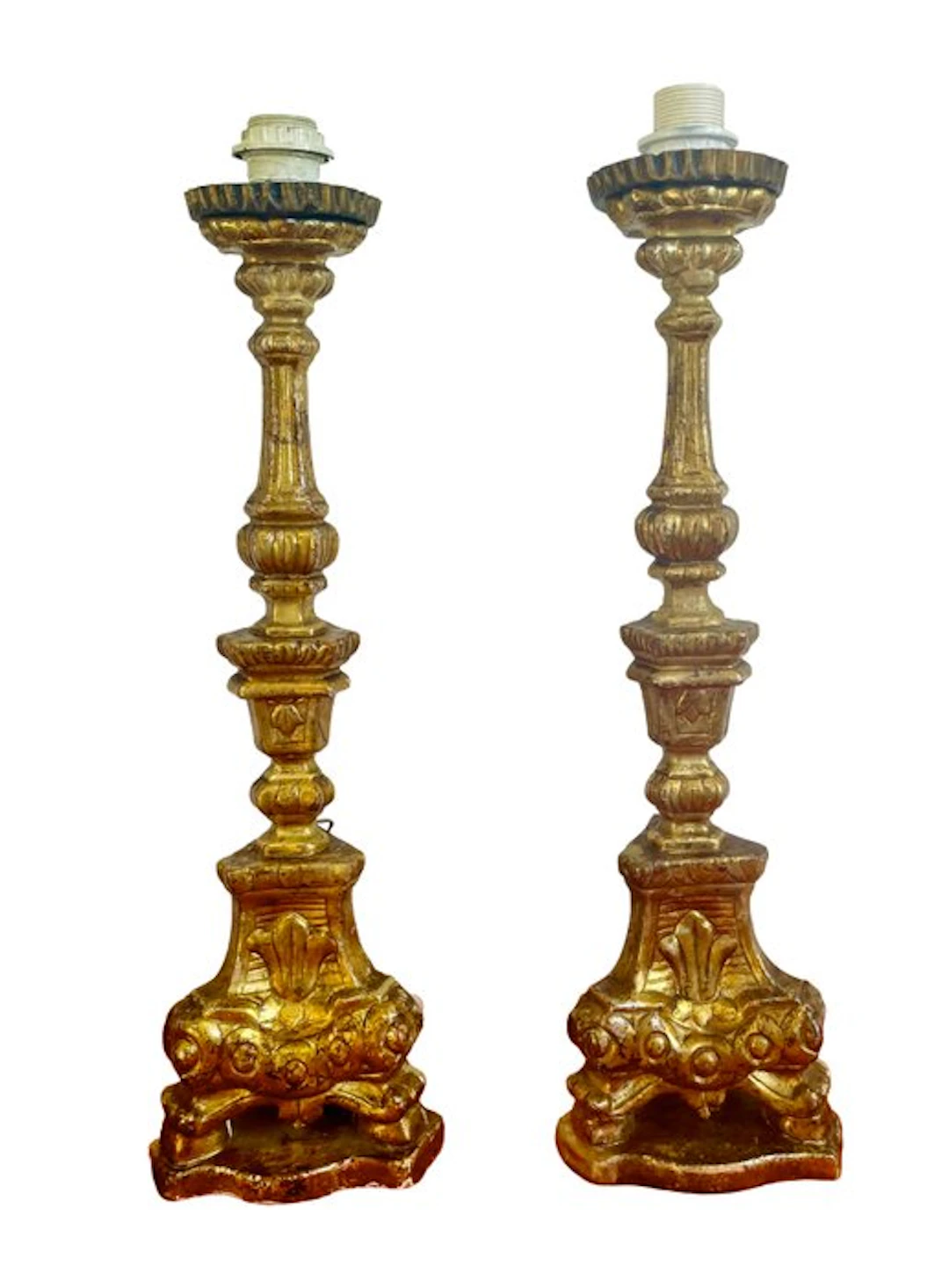 Candleholder (2) - Gilt wood - Pair of Baroque wooden...