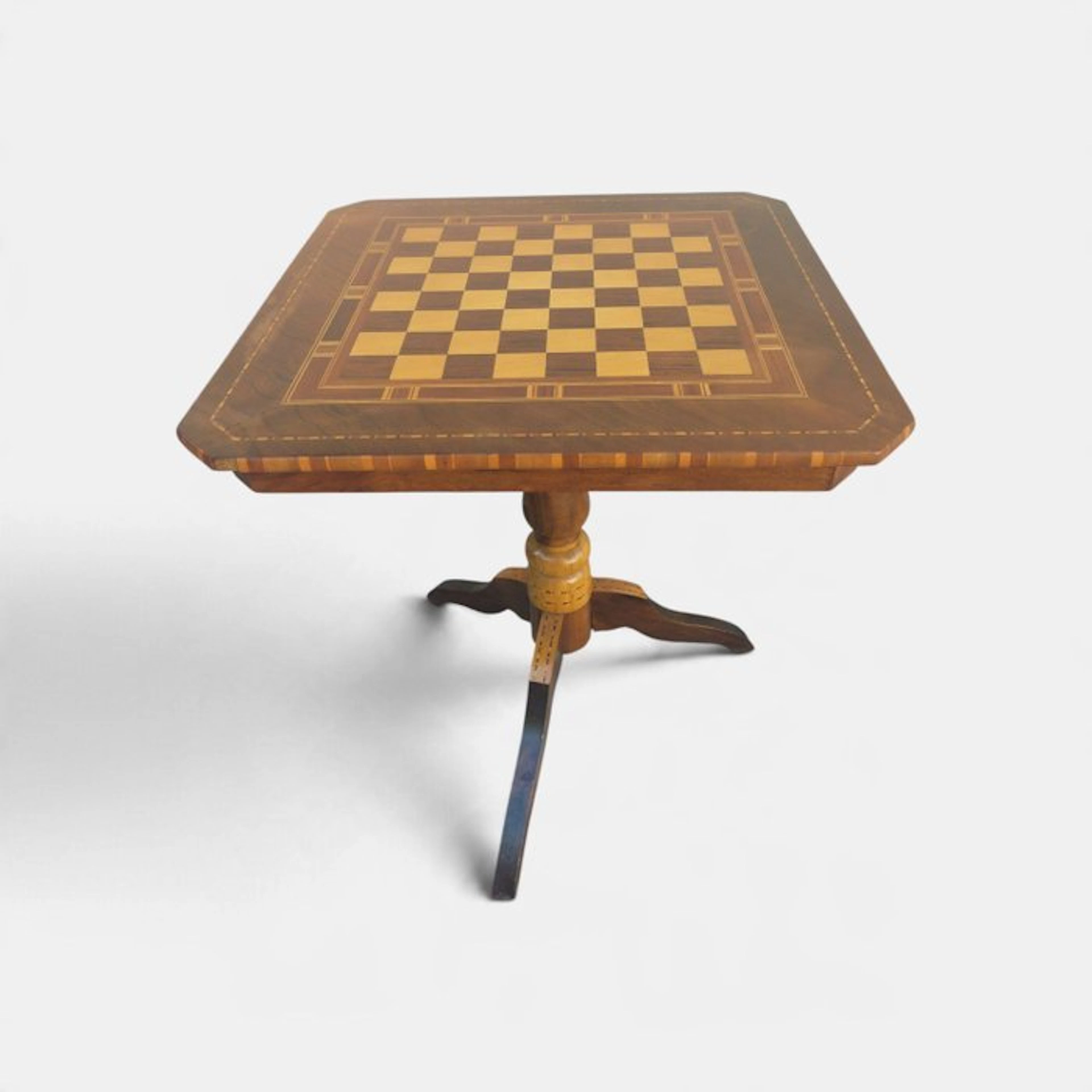 Chess table - Wood