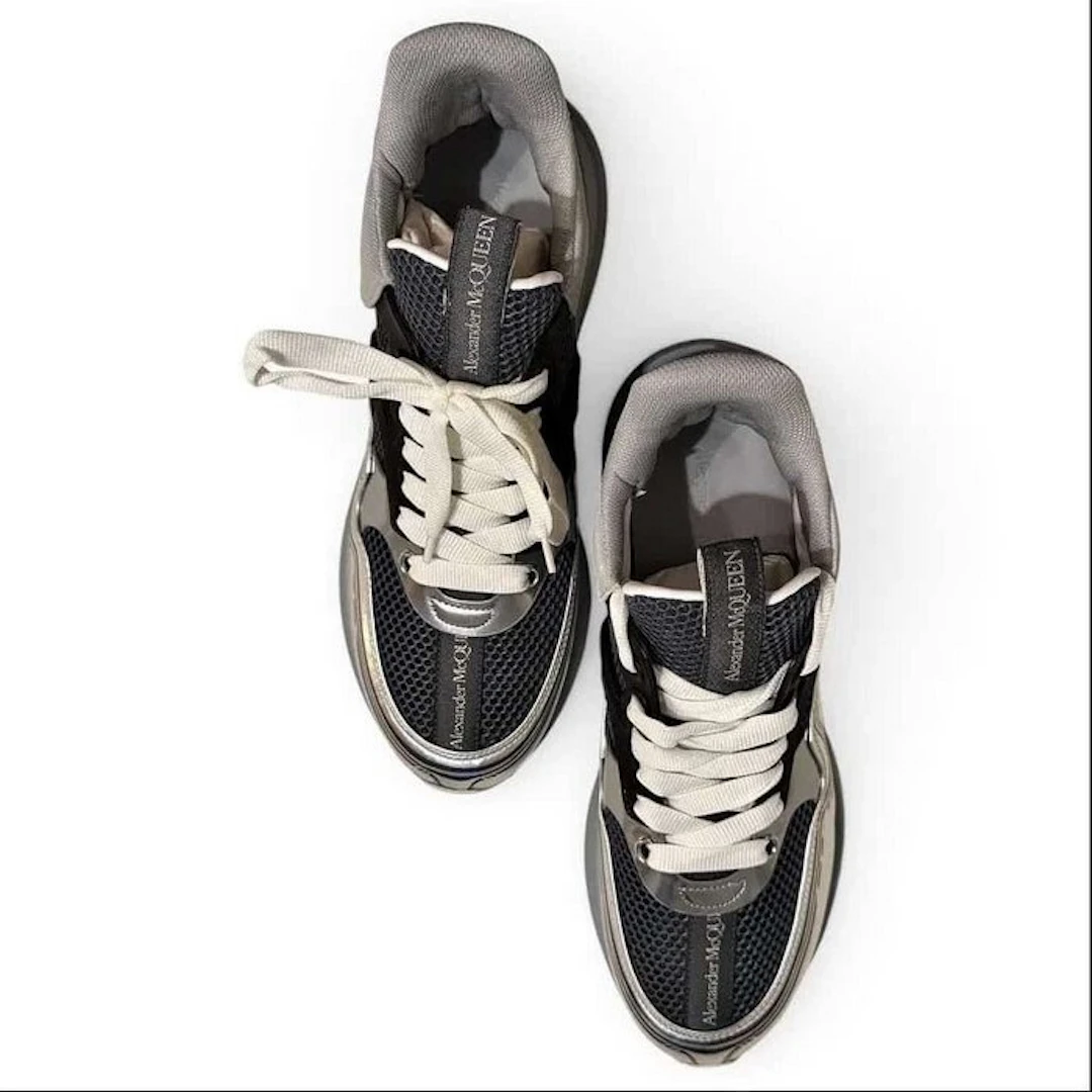 Alexander McQueen - Sneakers - Size: EU 41.5