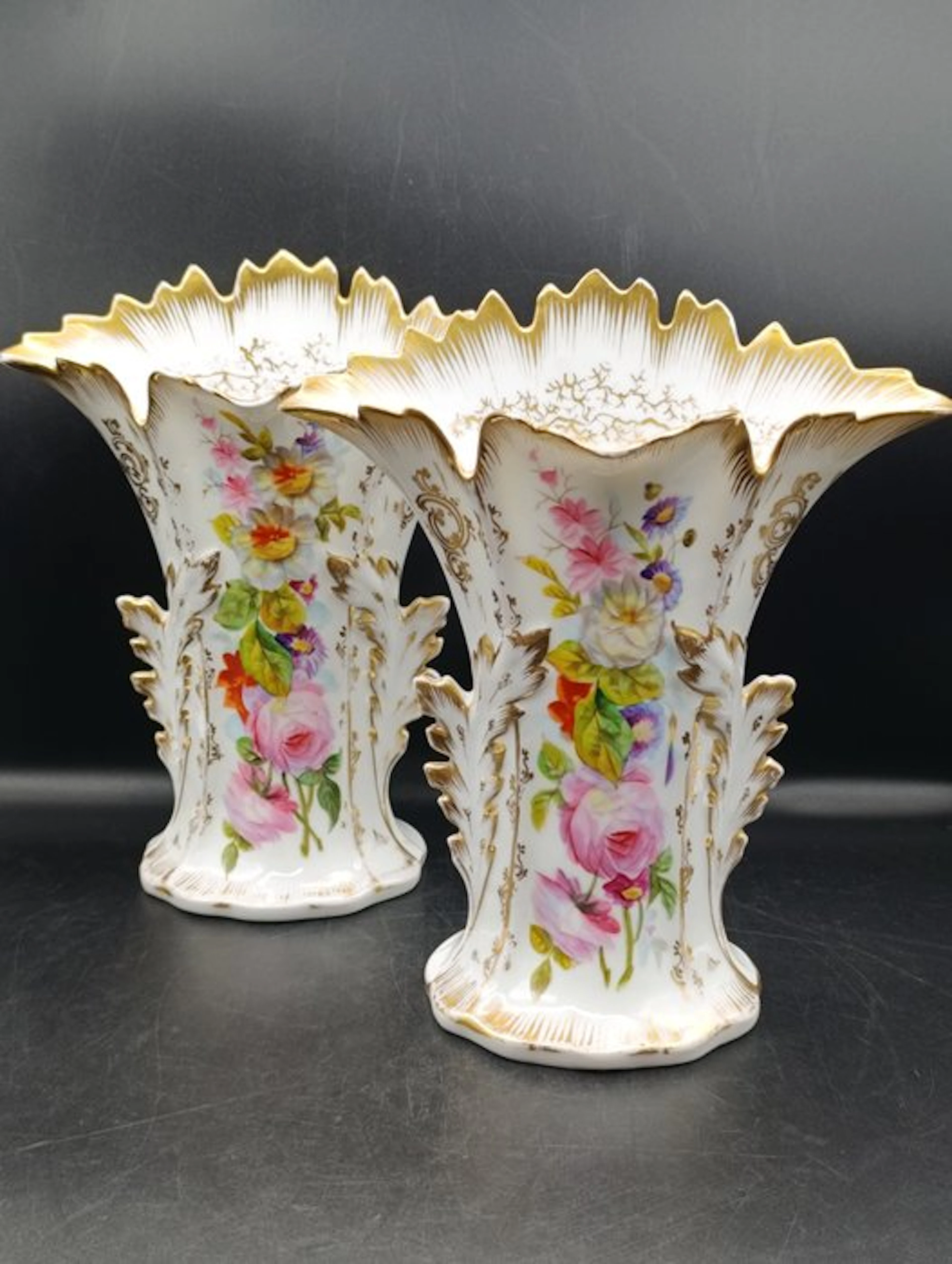 Porcelaine de Paris - Vase (2) - Porcelain - Old Paris Flower Vases