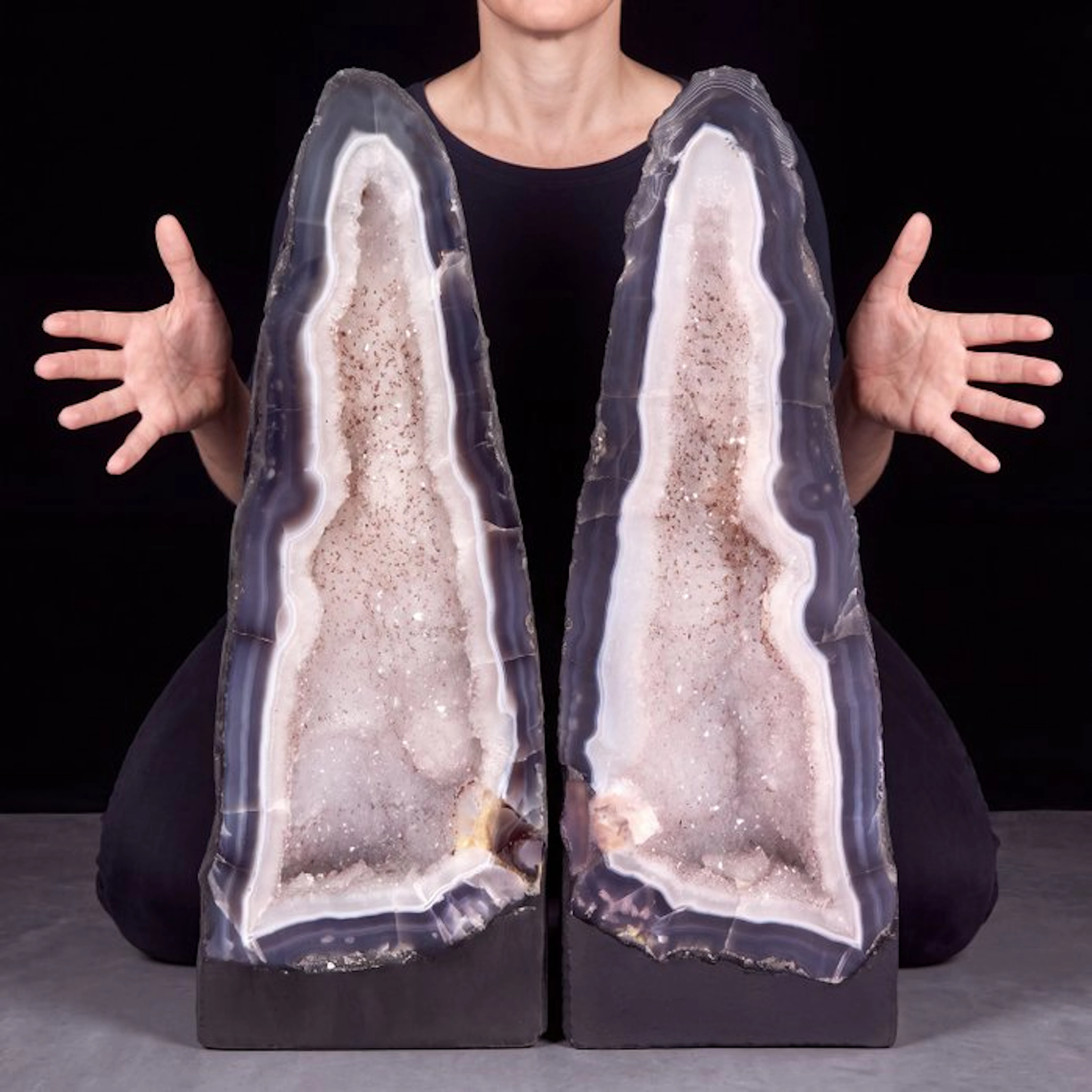 Amethyst & Agate - 55x22x17 cm - Matched Pair - Cathedral Geode- 40 kg