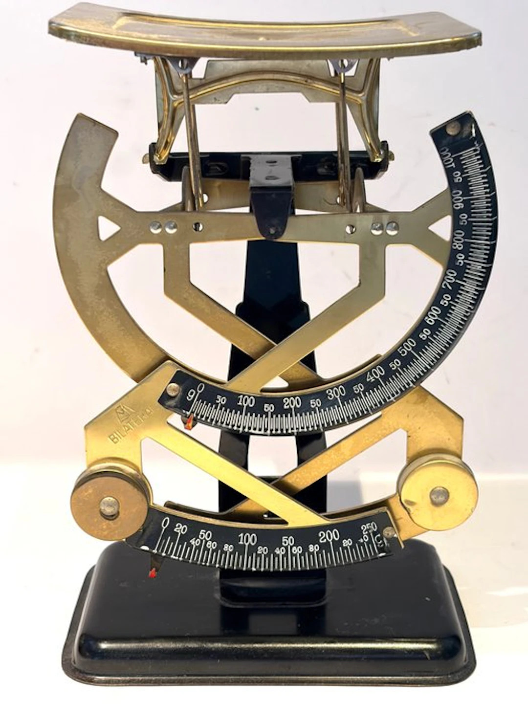 Bilateral - Balance or scale - Brass, Metal - Muzzle - Scale - Bilateral