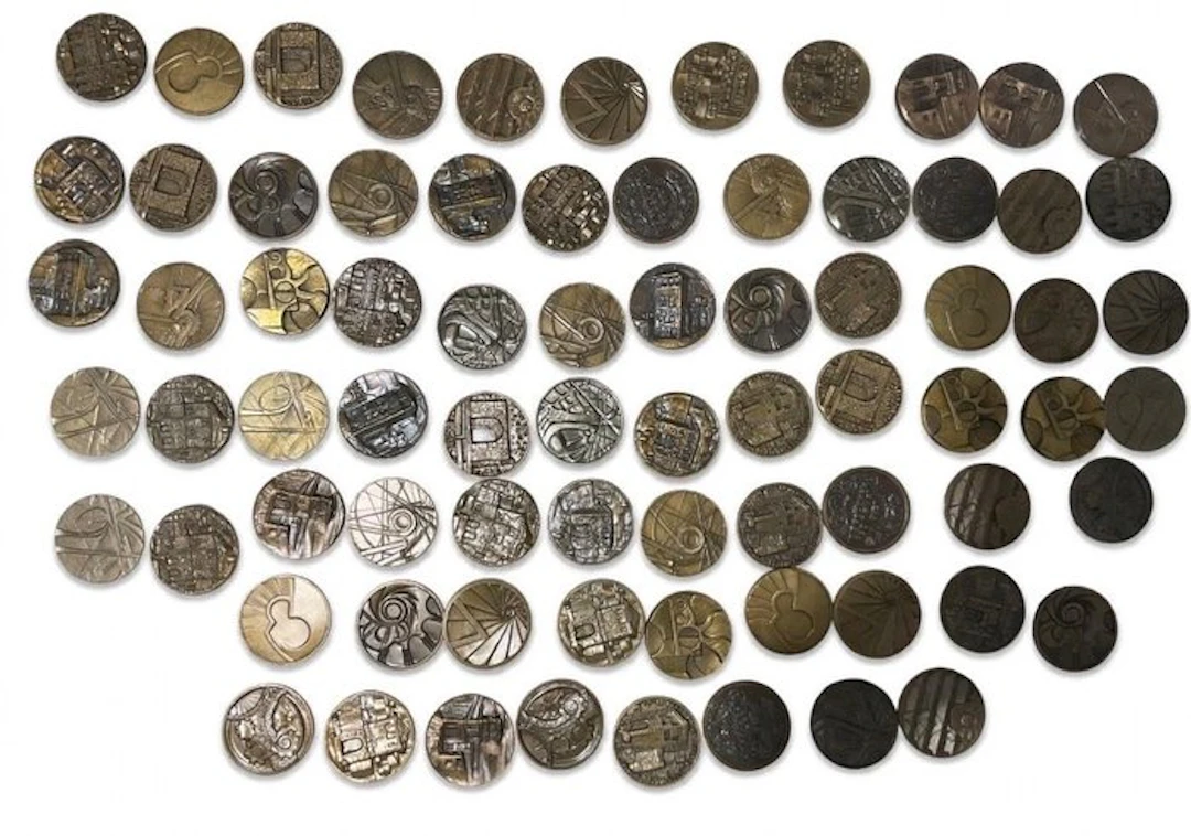 Italy. Maxi lotto di 72 medaglie in bronzo della storica...