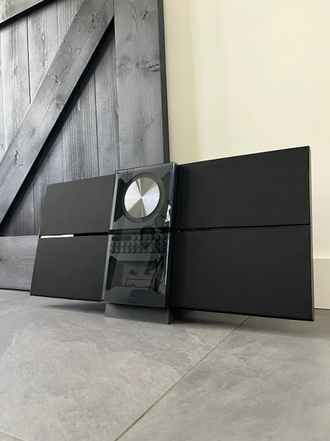 Bang & Olufsen - Beosound Century Mk2 -BLUETOOTH - New Covers Hi-fi set