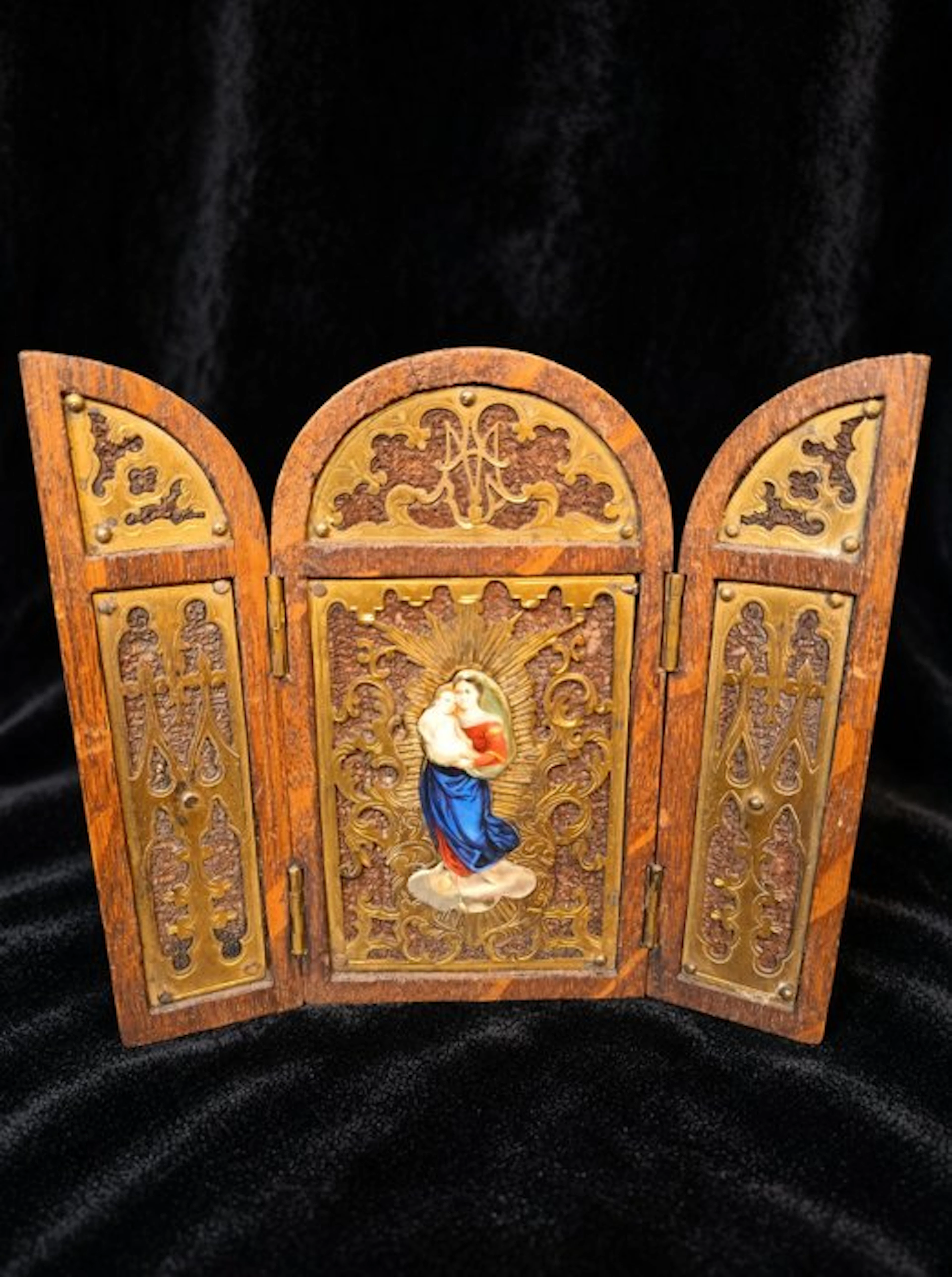 Triptych - Wood, Brass - 1910-1920 - Devotional triptych