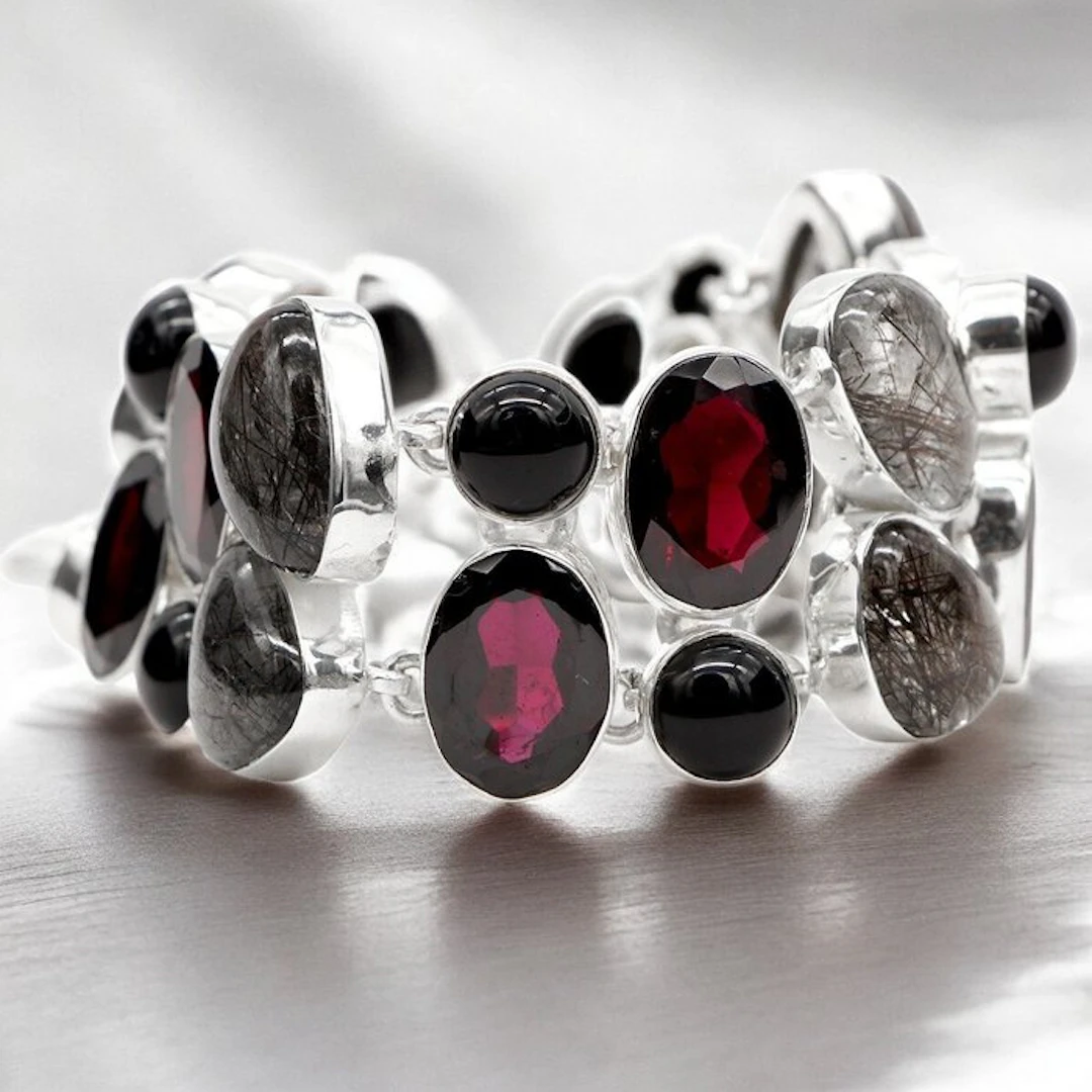 Bracelet "Gemstone Trilogy" - Garnet