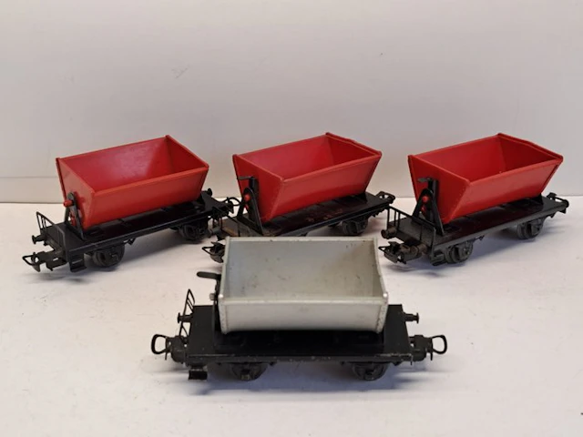 Märklin H0 - 4513/S 873/2 - Model train passenger carriage (4) - 4x dump wagons