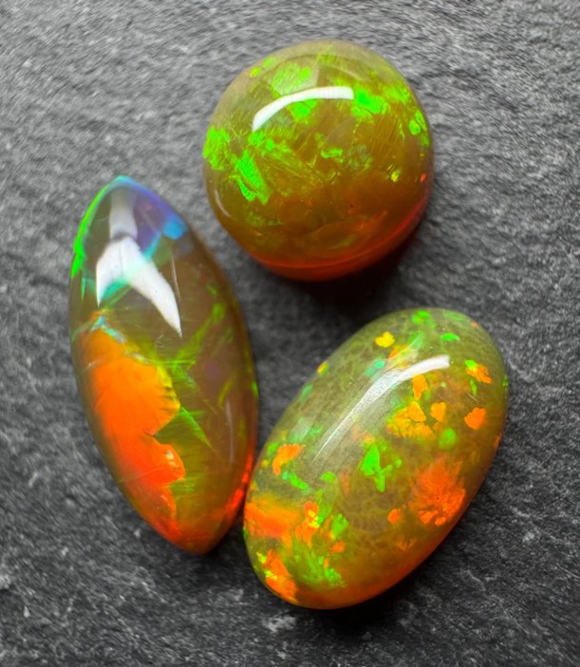 Opal Cabochons- 1.03 g - (3)