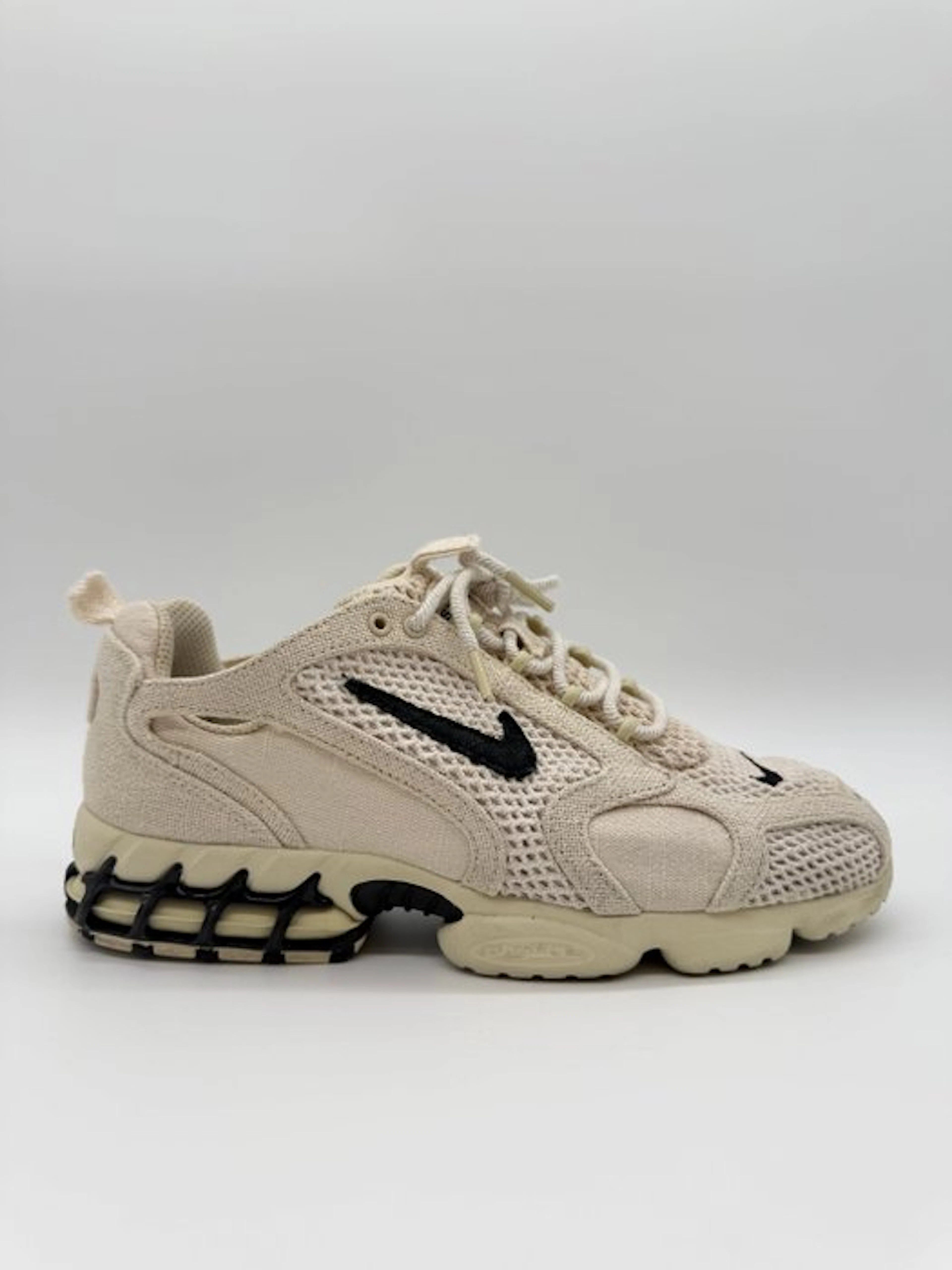 Nike - Nike Air Zoom Spiridon Cage 2 Stussy Fossil - Sneakers - Size: EU 42.5