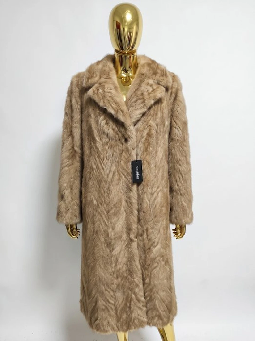 Saga Furs - Fur coat - New with tags