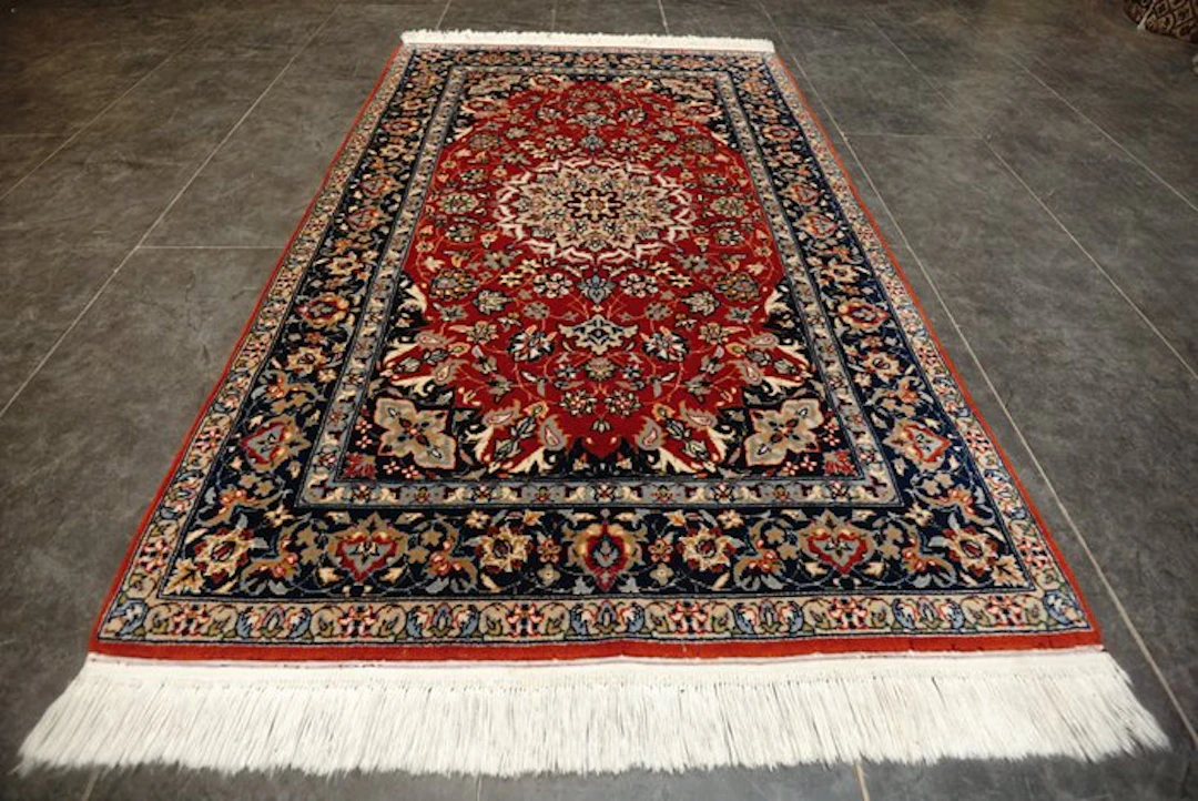 Isfahan - Carpet - 162 cm - 102 cm