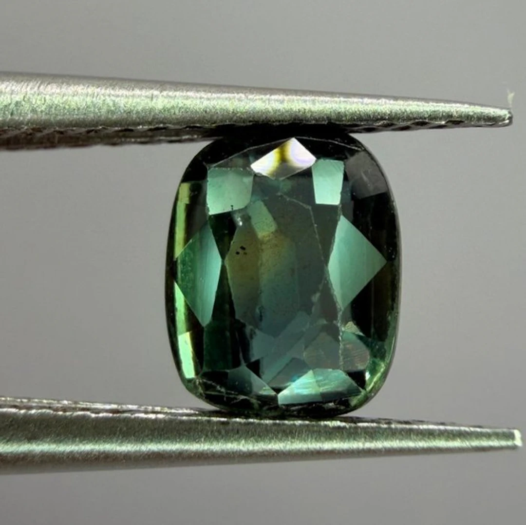 No reserve price - 1 pcs Green