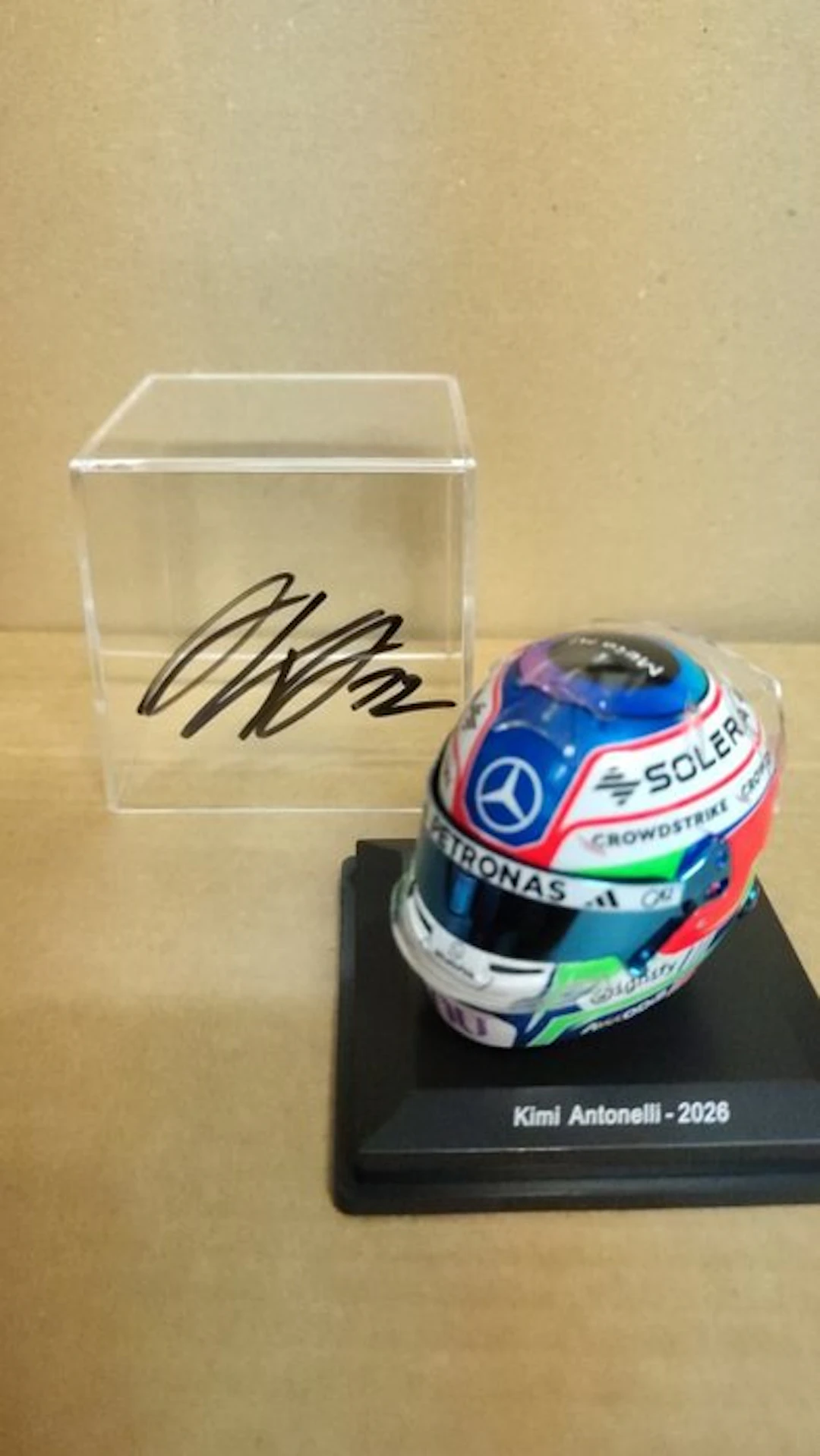 Mercedes - Andrea Kimi Antonelli - 2026 - 1:5 scale helmet