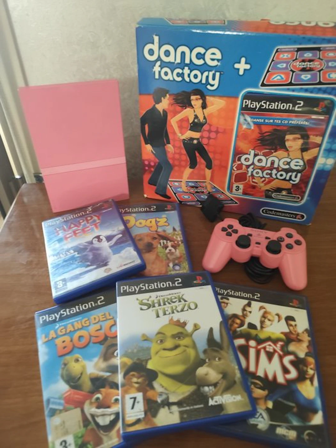 Sony - Playstation 2 - PlayStation 2 rosa pink - Video game console + games