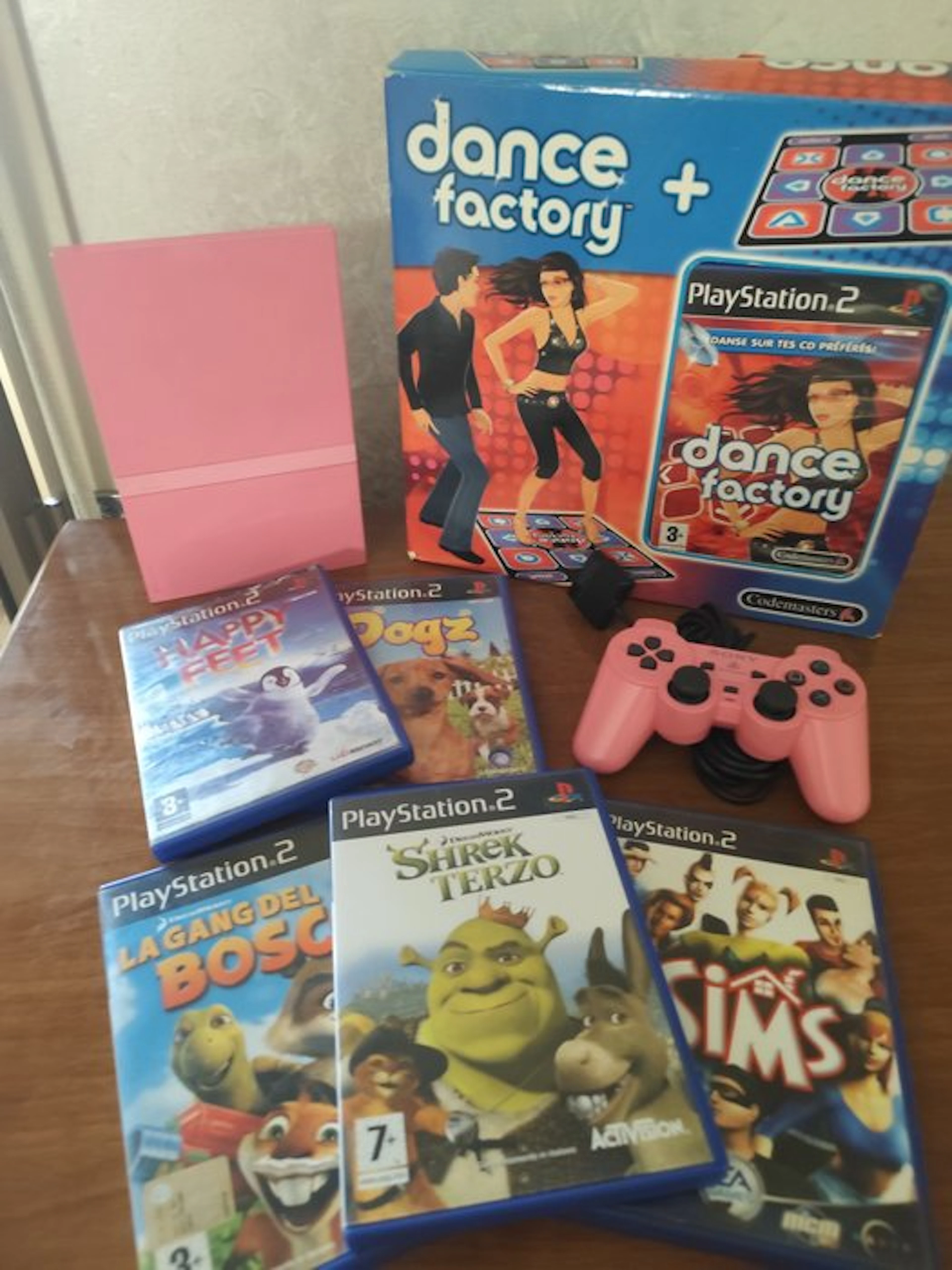 Sony - Playstation 2 - PlayStation 2 rosa pink - Video game console + games