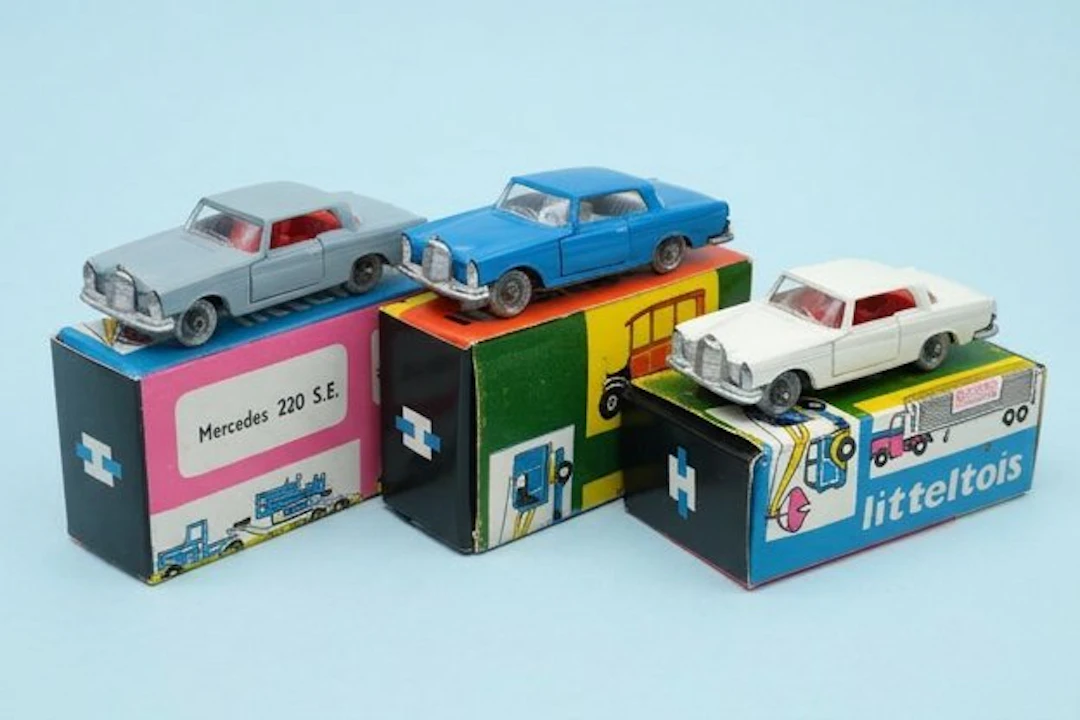 Best-Box/Litteltois 1:76 - Model car (3) - Lot with 3 x...