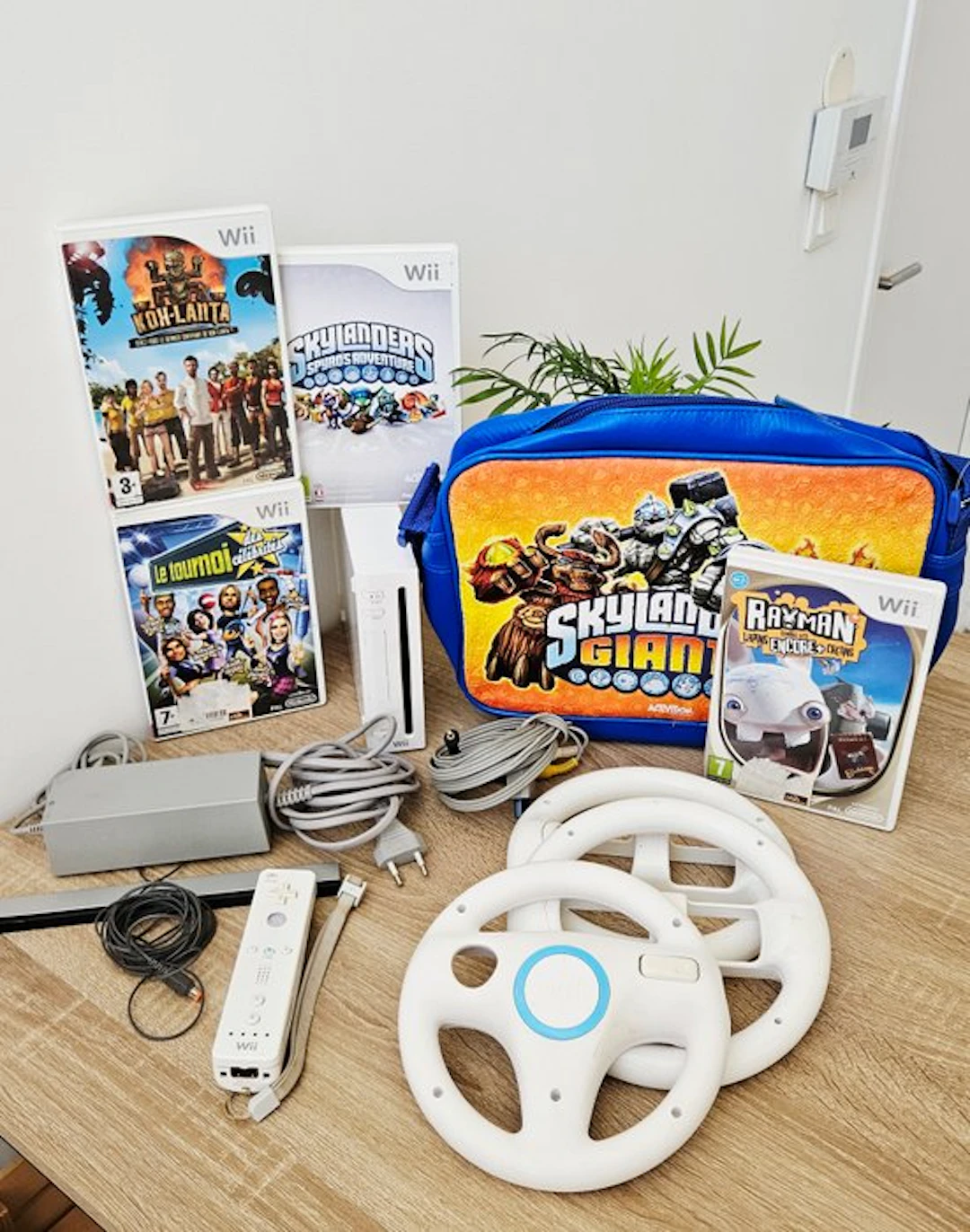 Nintendo - Wii - Nintendo Wii + Volant + Wiimote + Jeux...