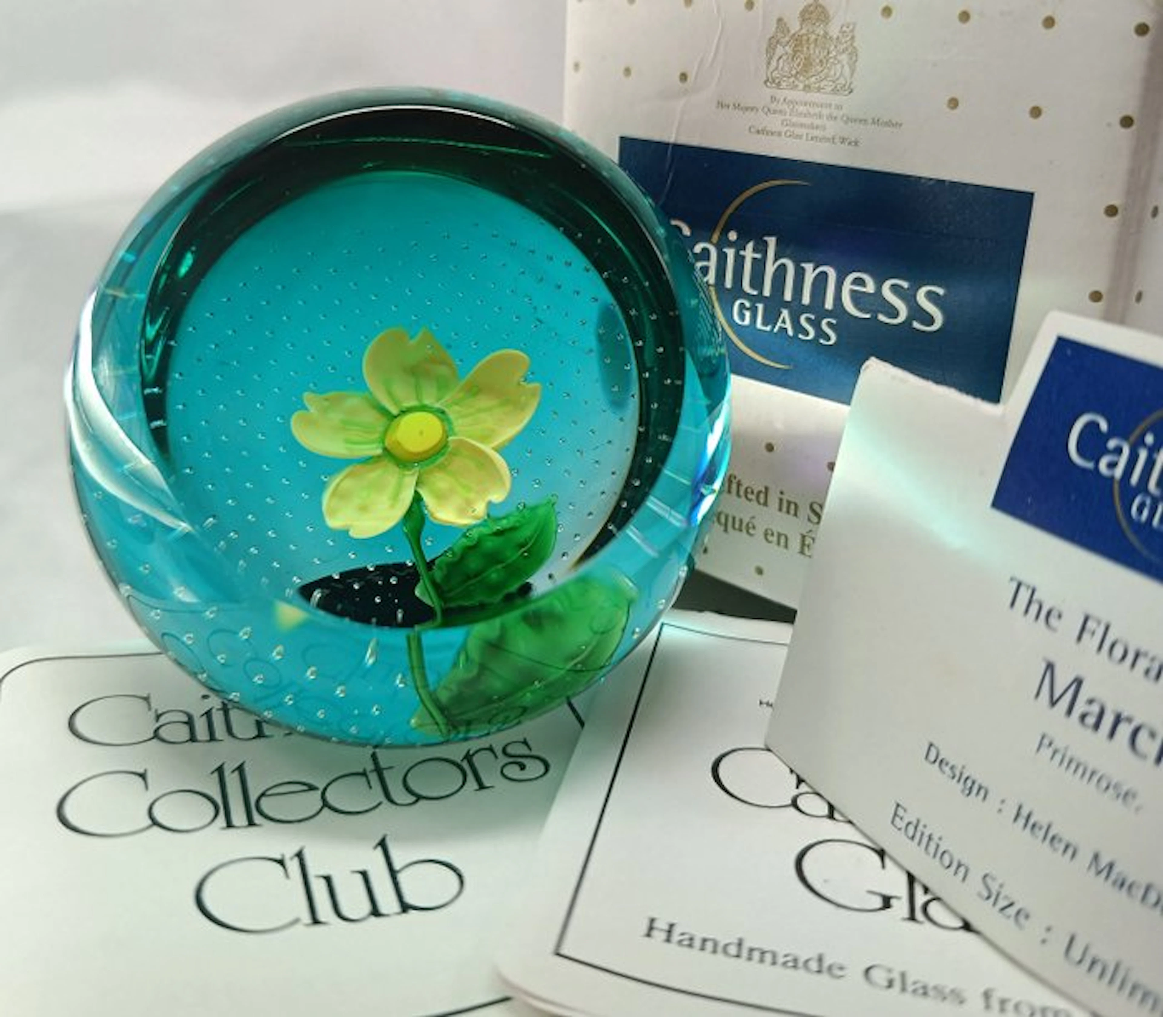 Caithness - Helen MacDonald - NO RESERVE! - Paperweight...
