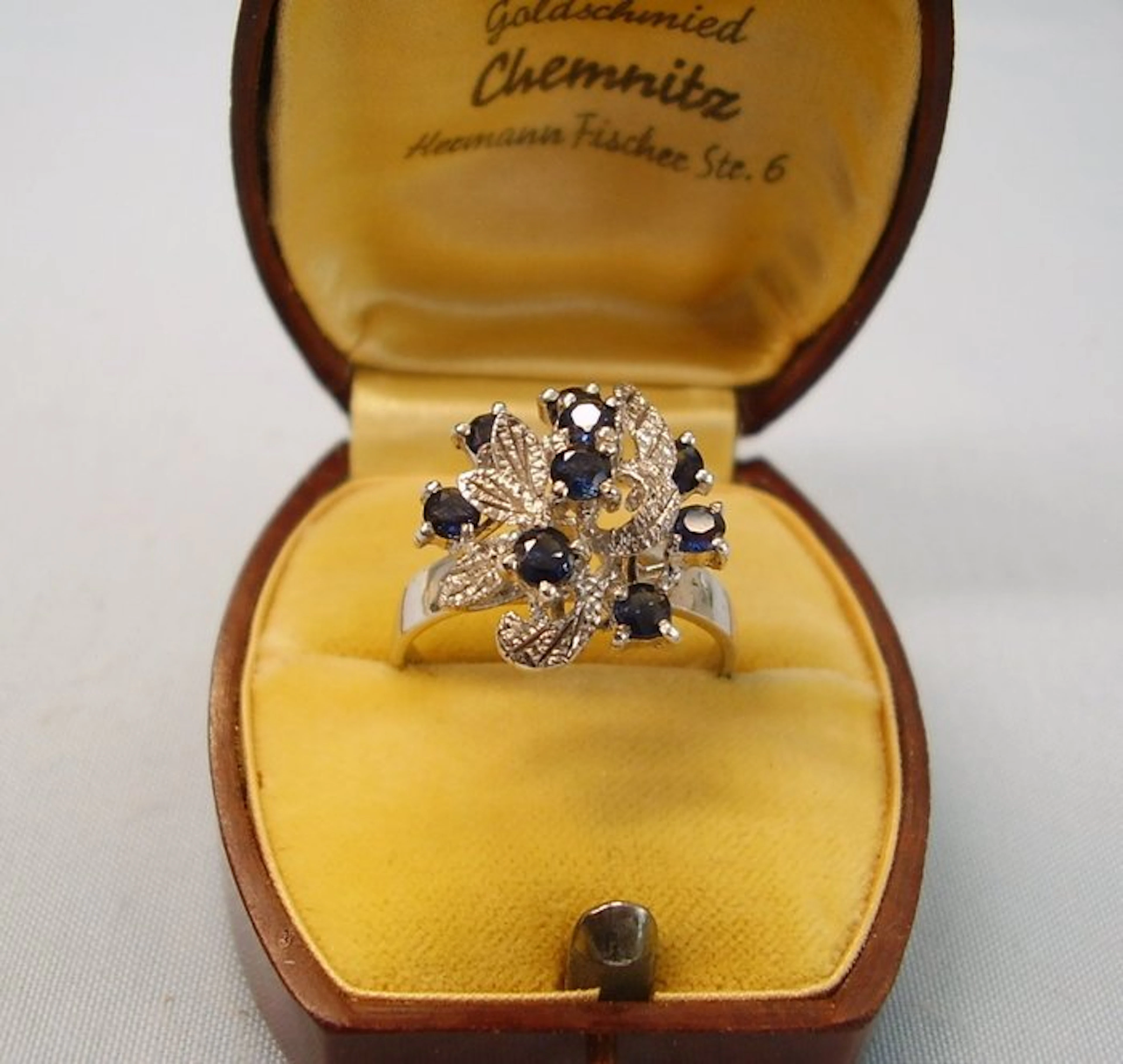 No reserve price - Ring Silver - 1.35ct. tw. Sapphire - floral design
