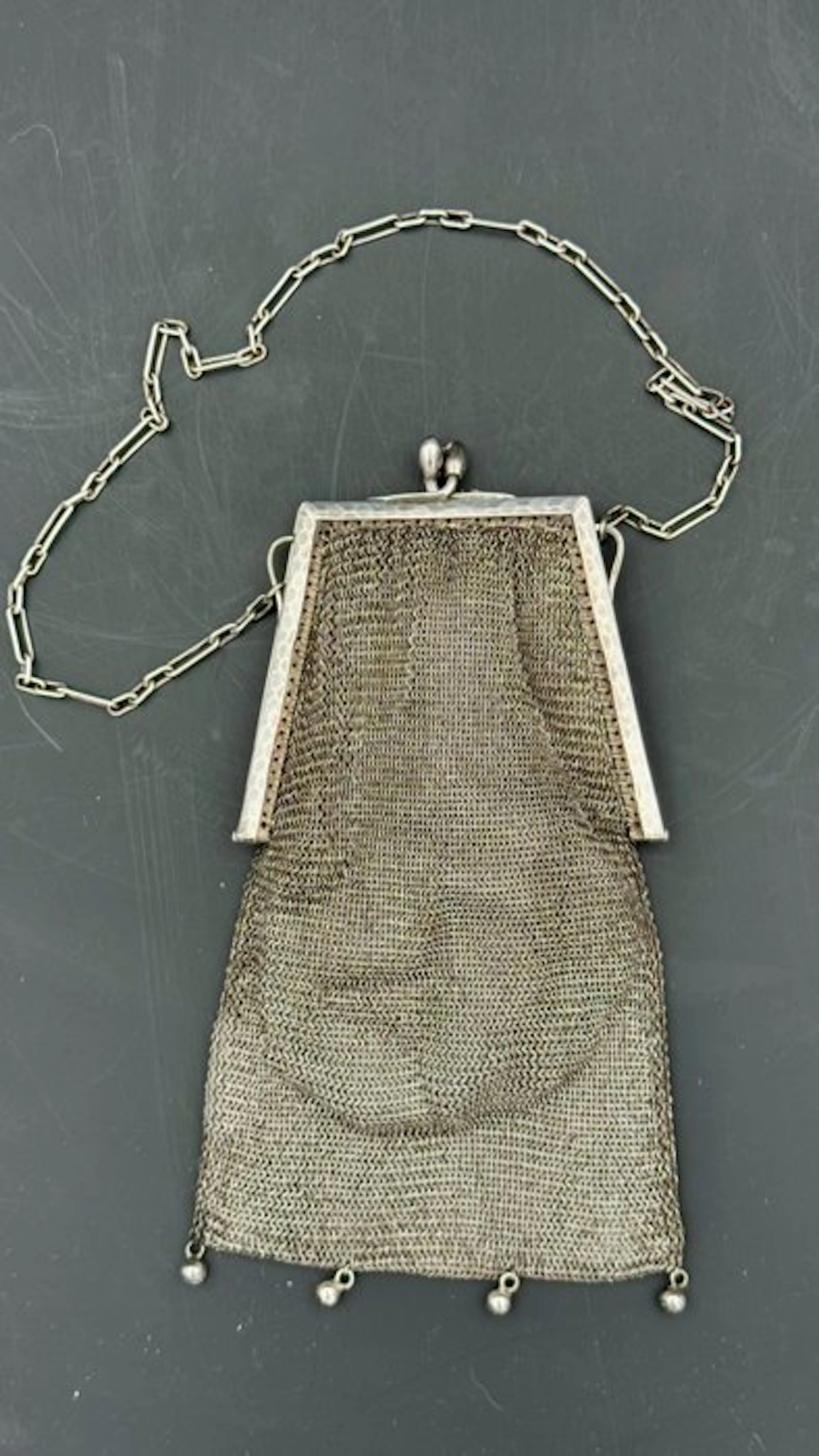 Art Deco Alms dish - .835 silver - 1910-1920 - Silver mesh and chain.
