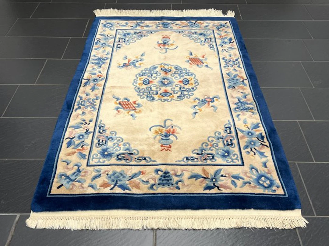 China Aubusson - Carpet - 190 cm - 125 cm