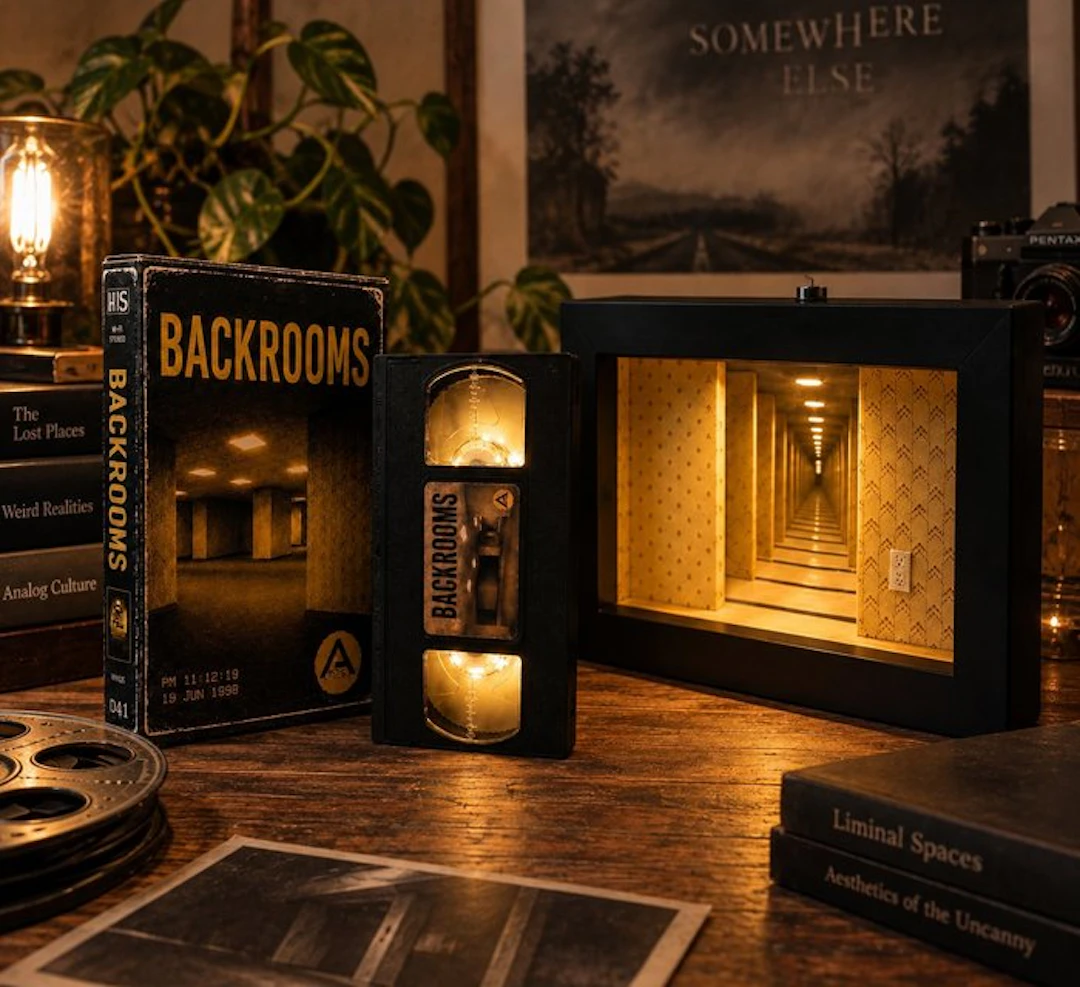 Backrooms – Set Diorama luminoso + Lampada VHS – Liminal...