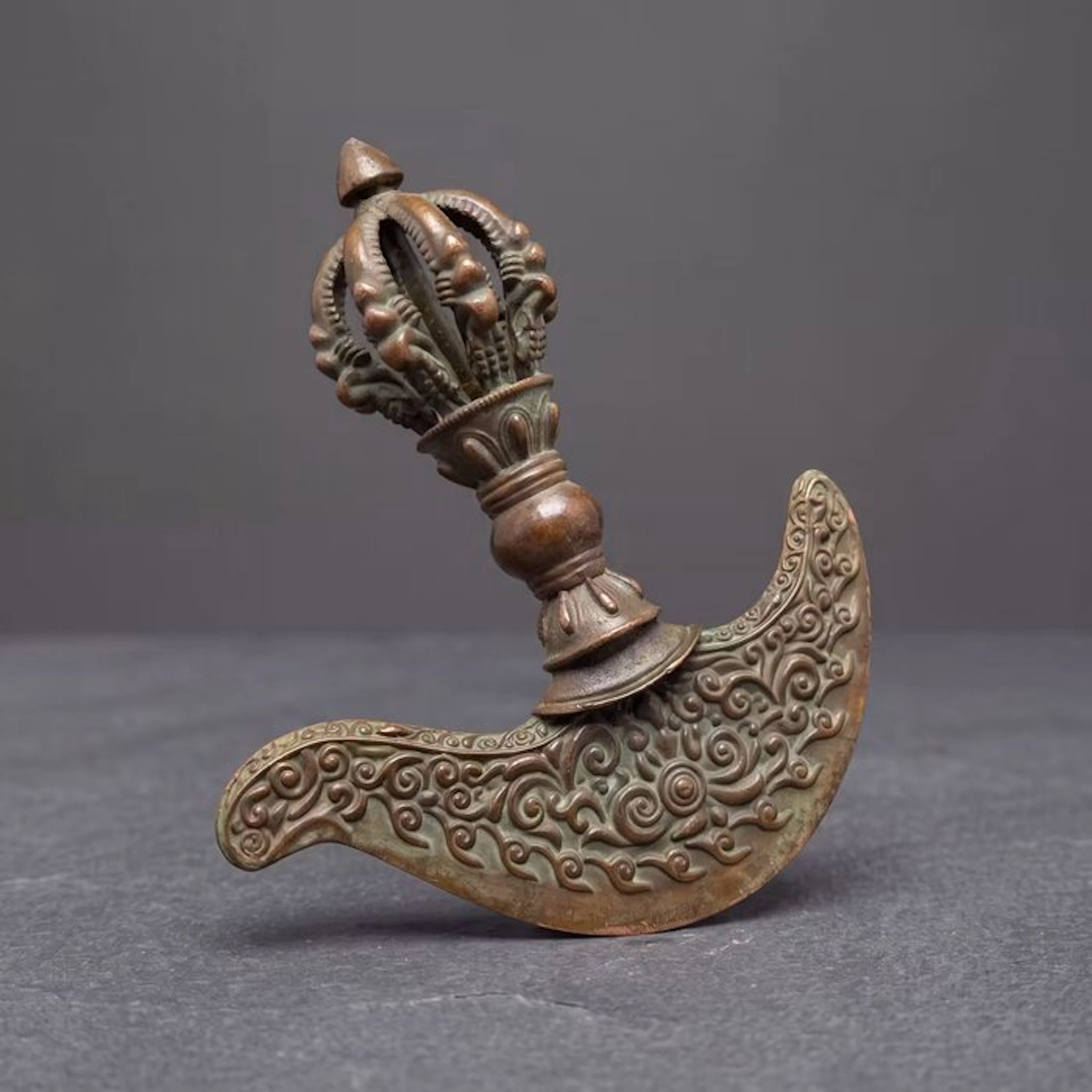 Buddhistic objects - Bronze - 1980-1990 - Kartika