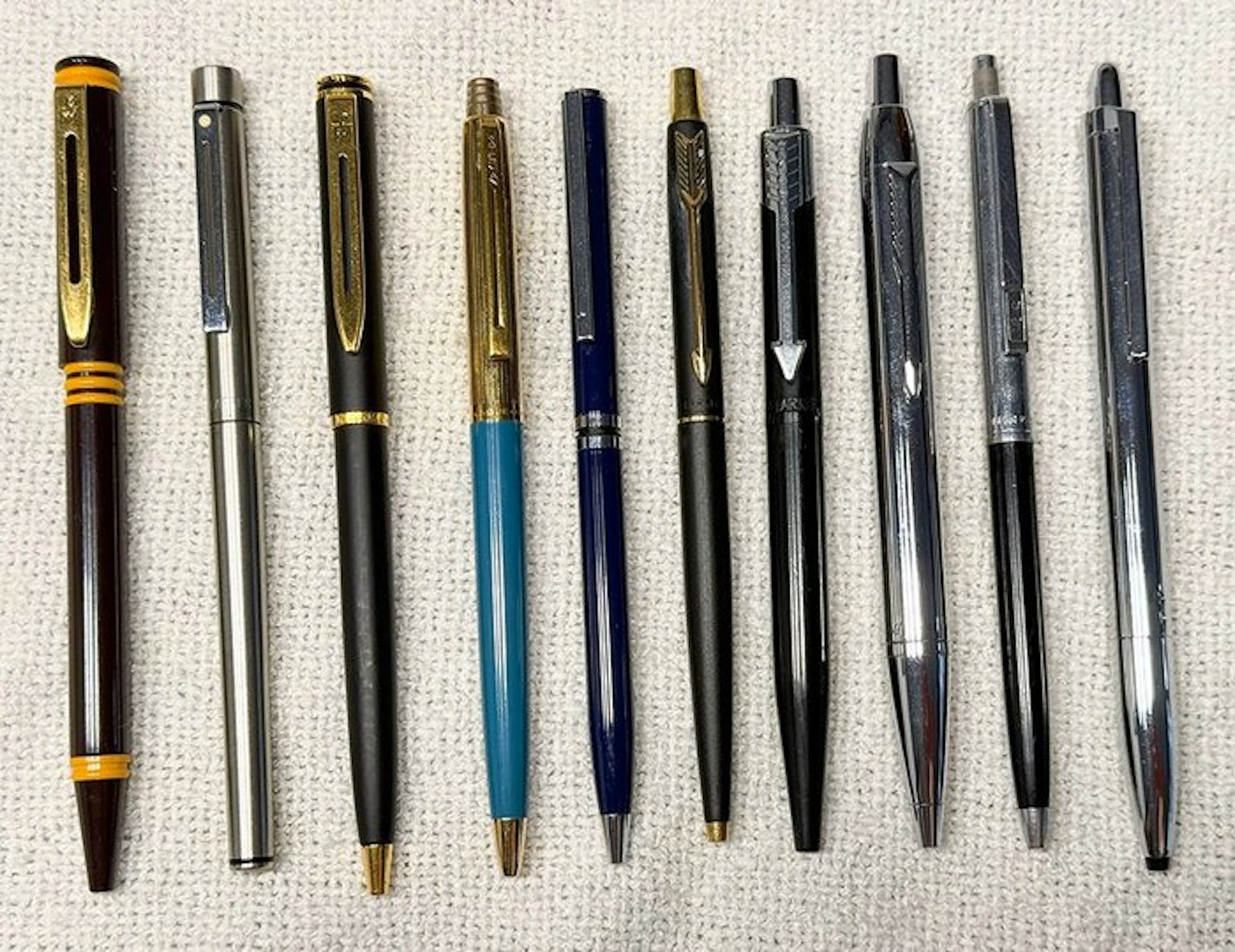 Parker, Sheaffer - Lot of 10 - Ballpoint pen