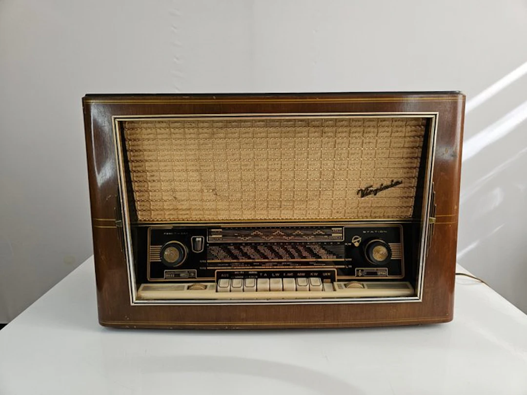 Blaupunkt - Virginia Typ 2430 Tube radio