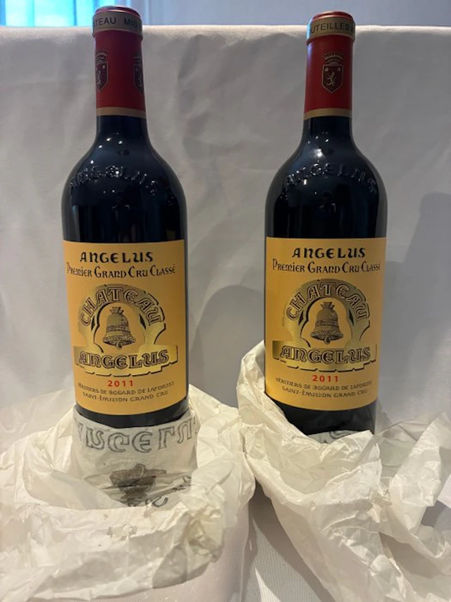 2011 Château Angélus - Saint-Émilion 1er Grand Cru Classé B - 2 Bottles (0.75L)