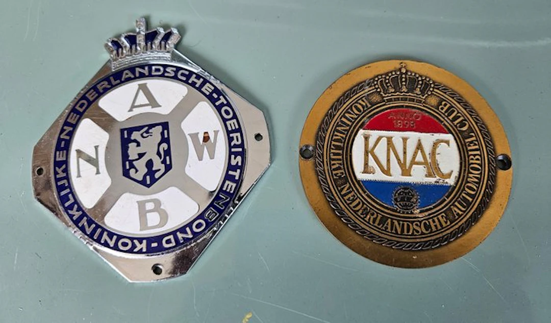 Badge - ANWB EN KNAC - Radiateurplaatje