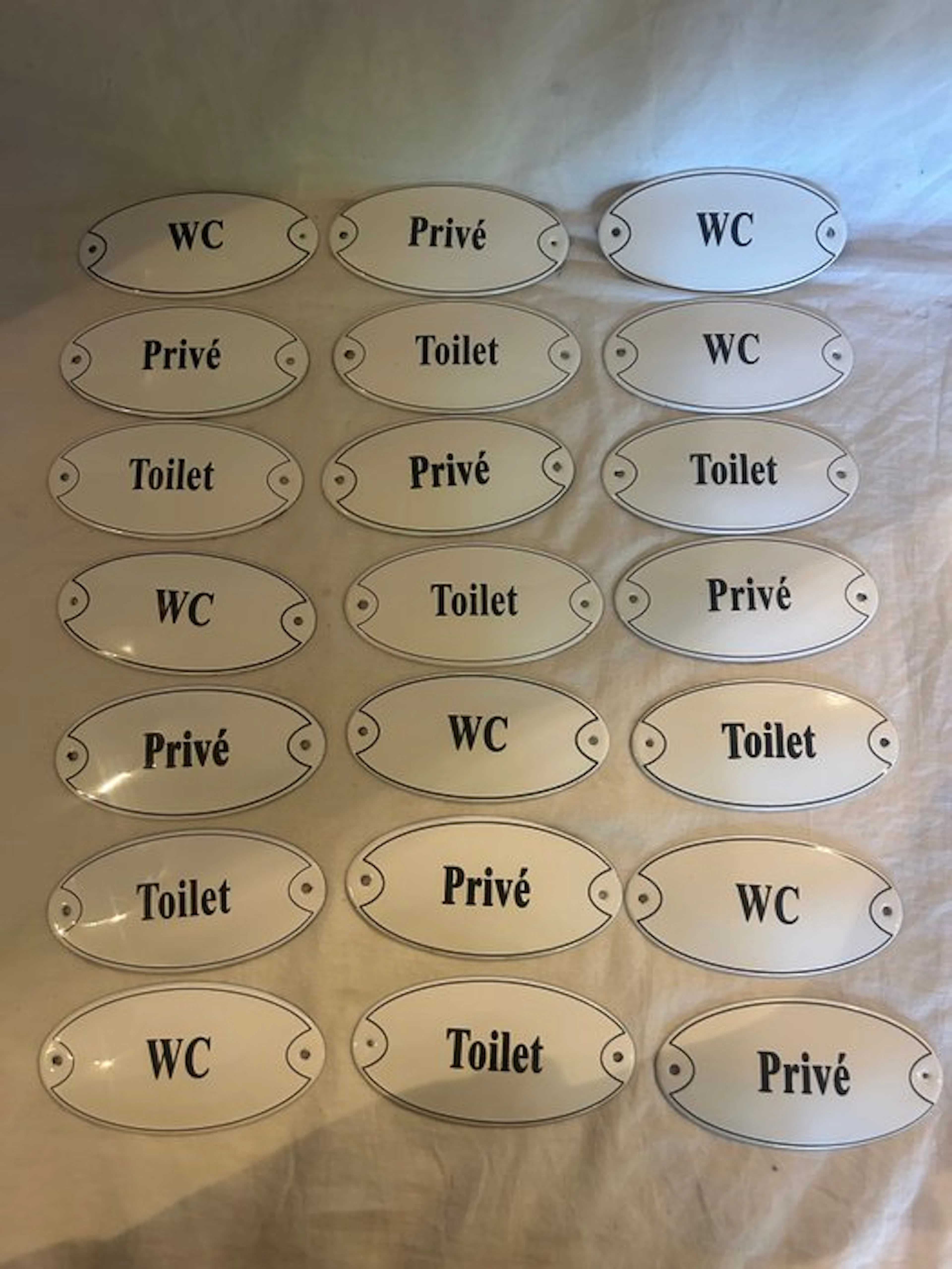 Enamel sign - name plates, 21 pieces - Enamel sign (21) - Enamel