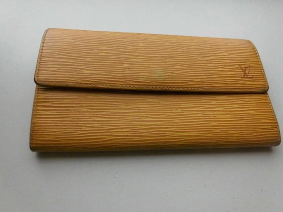 Louis Vuitton - Long wallet