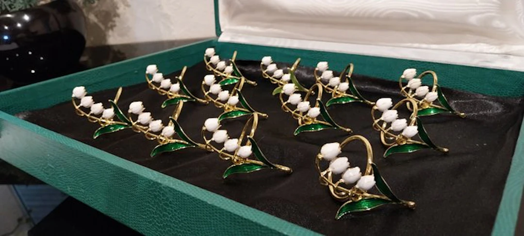 Napkin ring (12) - Lily of the valley flowers - Gilt brass