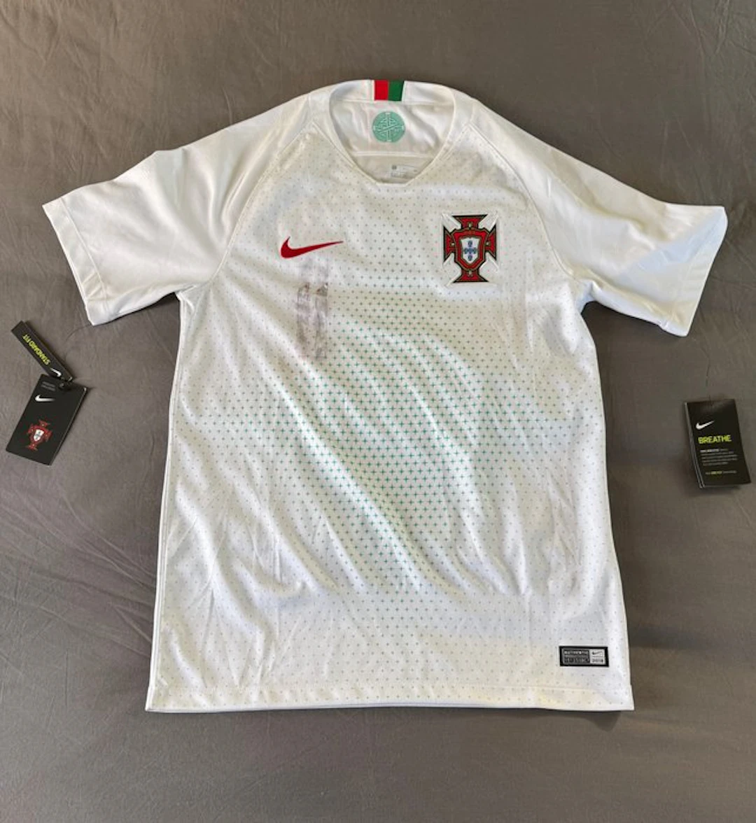 Portugal (National Team) - New with Tags - 2018 - Football jersey