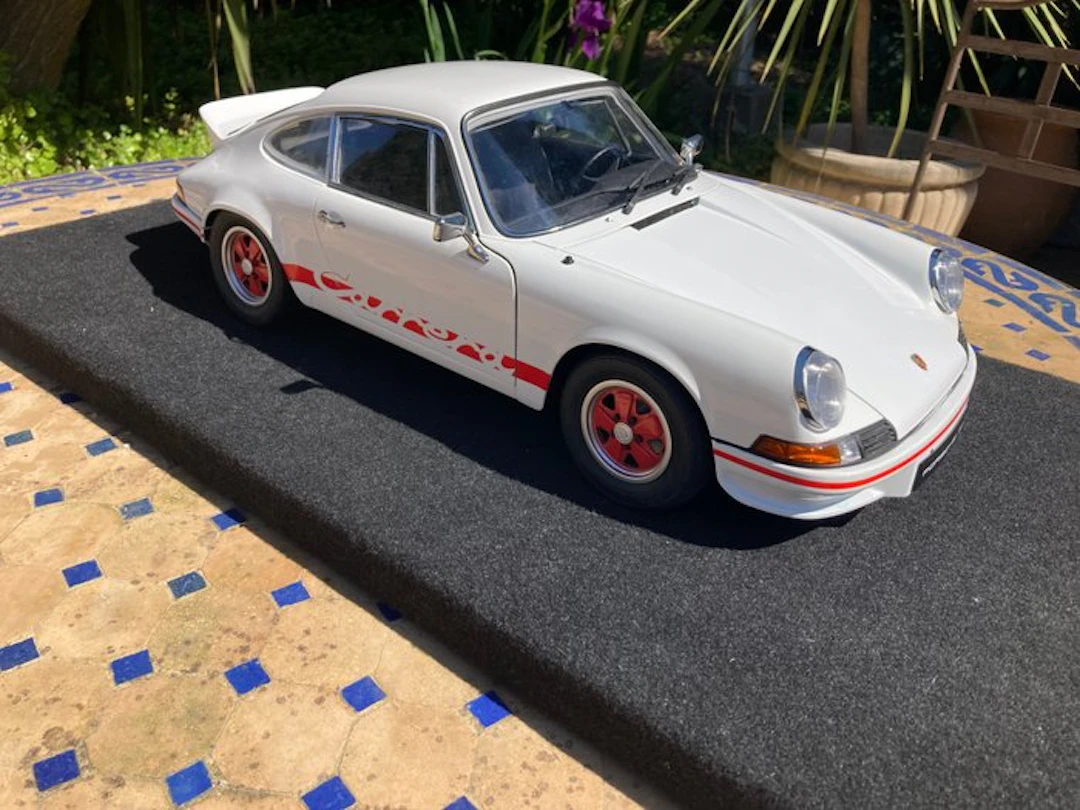 Altaya/Eaglemoss 1:8 - Model sports car - Porsche 911 RS 2,7 Carrera