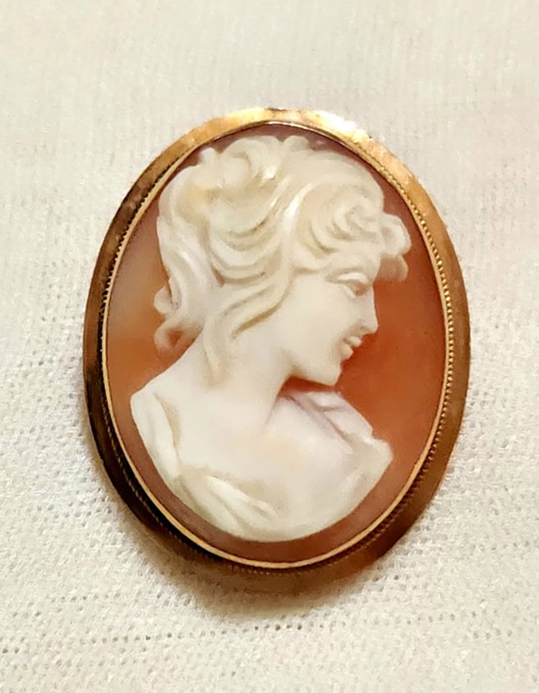 No reserve price - Brooch - 18 kt. Yellow gold, Shell (cameo)