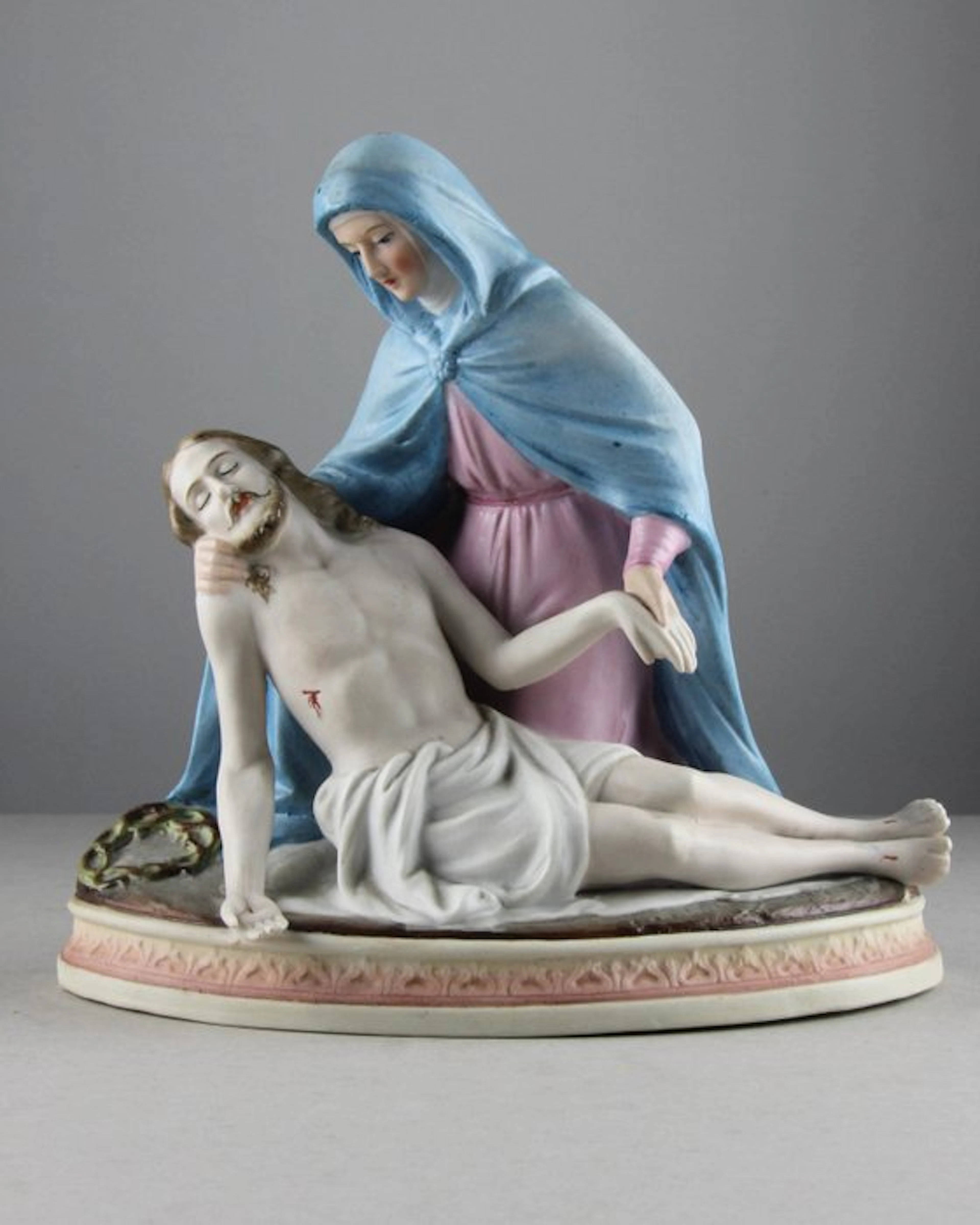 Figurine - Pietà - Biscuit porcelain
