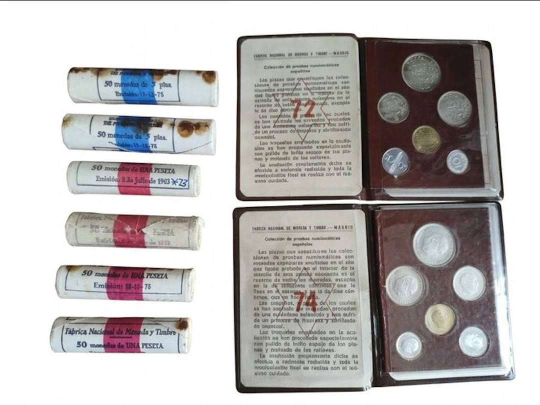 Spain. Peseta 6 Cartuchos y 2 Carteras (No reserve price)