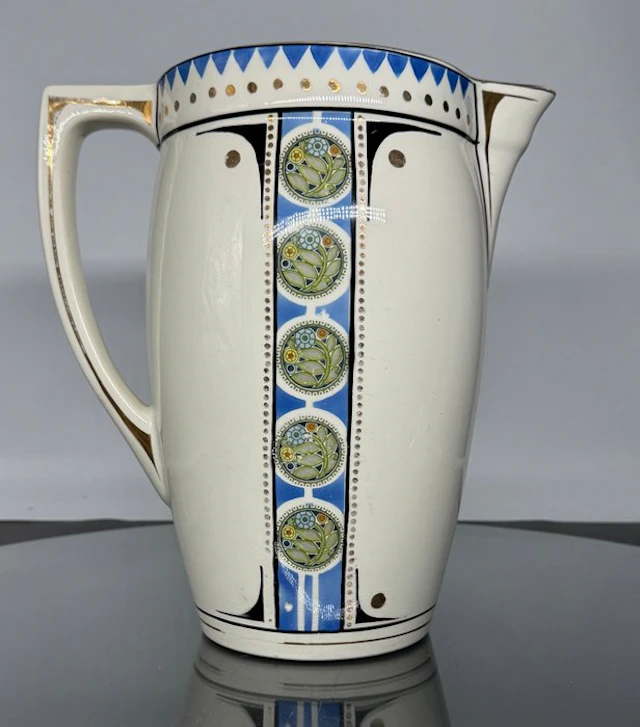Boch Frères - Vase - Earthenware - Vase pitcher.
