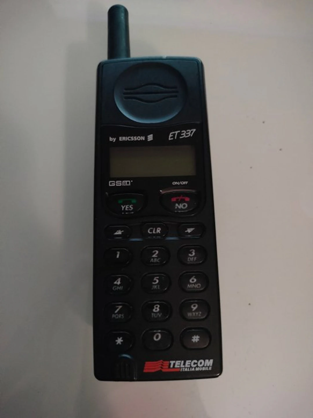 Ericsson ET 337 - Mobile phone (1)