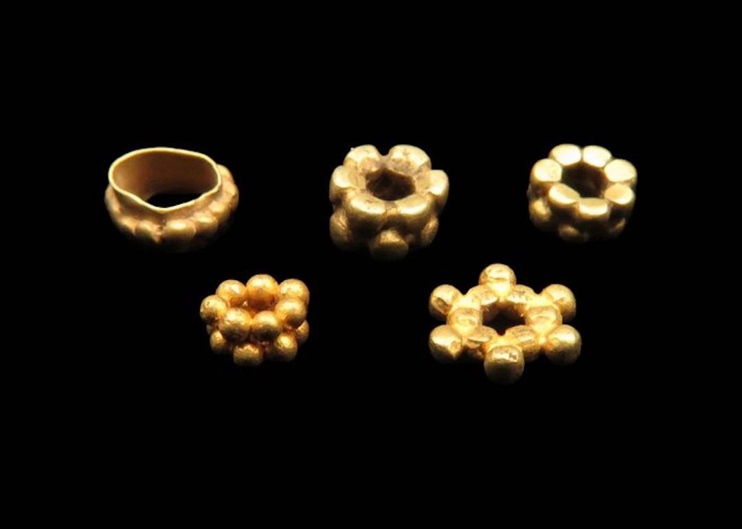 Ancient Roman Gold decorative Beads (5x) - 5 mm (No reserve price)