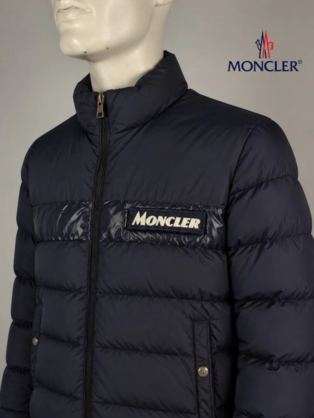 Moncler - Down jacket