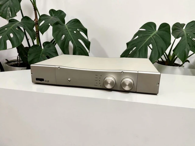 Rega - Brio 3 Solid state integrated amplifier