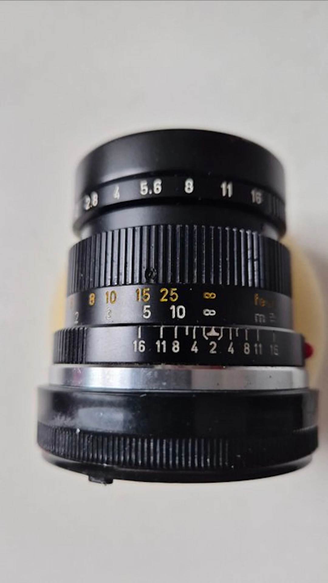 Leitz Summicron 1:2/50 Fabr.-nr.: 2444834 Camera lens
