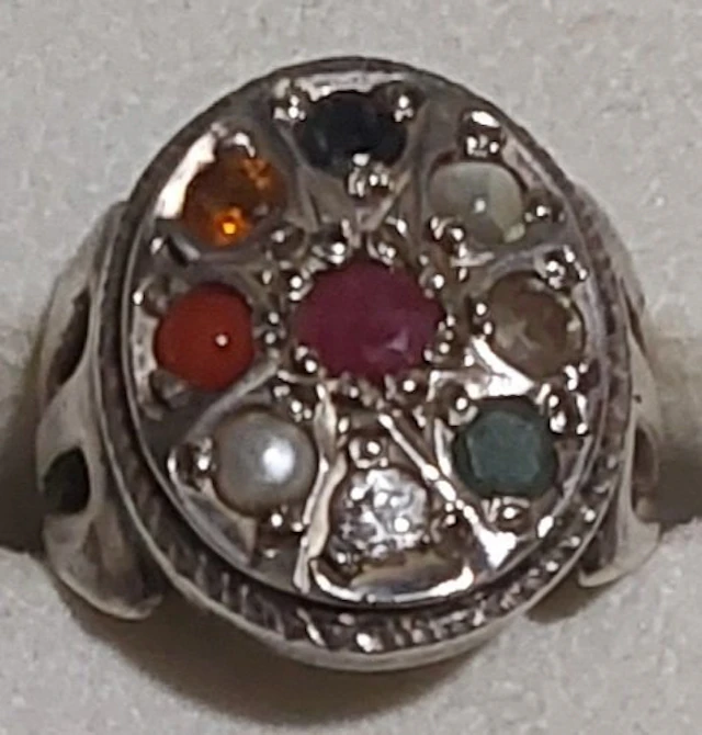 Navaratna / nine-gem ring - Silver - India - 1960