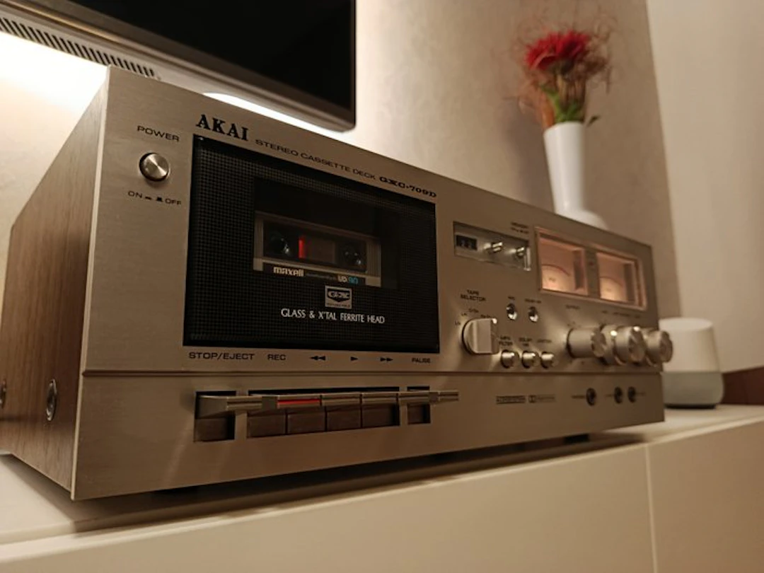 Akai - GXC-709D with GX Glass & X'tal Ferrite Head Cassette recorder-player